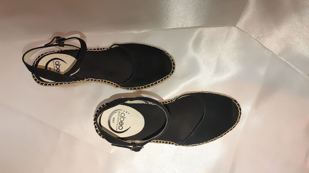 Abercrombie & Fitch abeo Biosystem Danika Sandals Size 7N Size US 7 / IT 37 - 3 Thumbnail