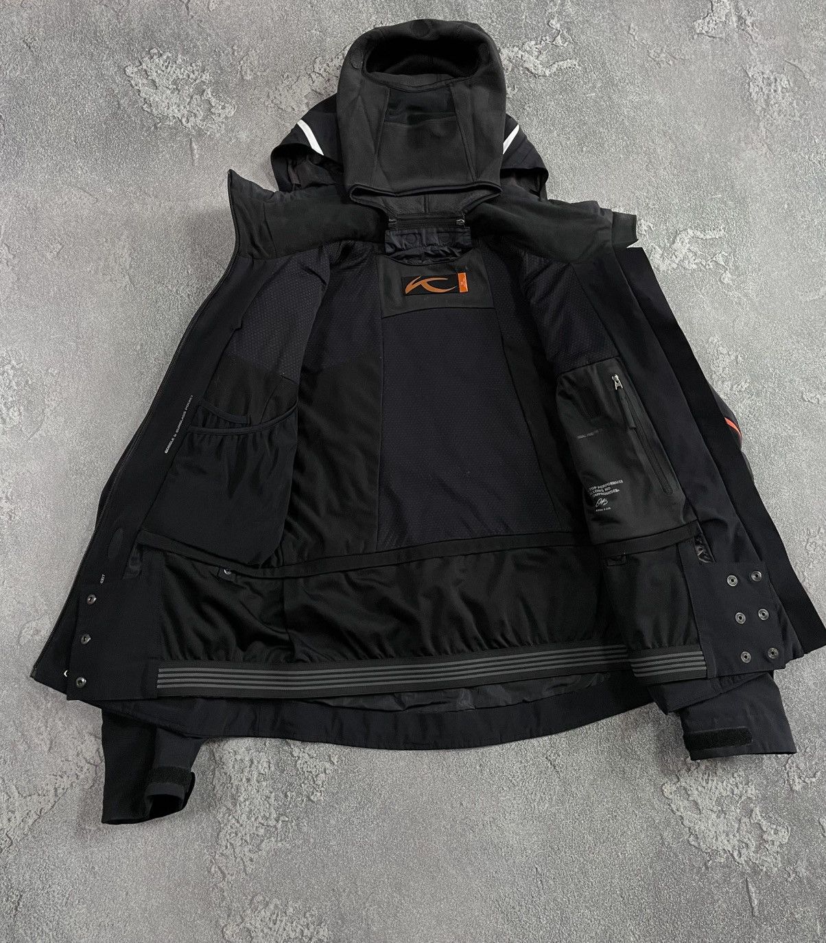 KJUS Kjus Recco Ski Snowboarding Hooded Black Jacket size 38 / S Size S / US 4 / IT 40 - 7 Thumbnail