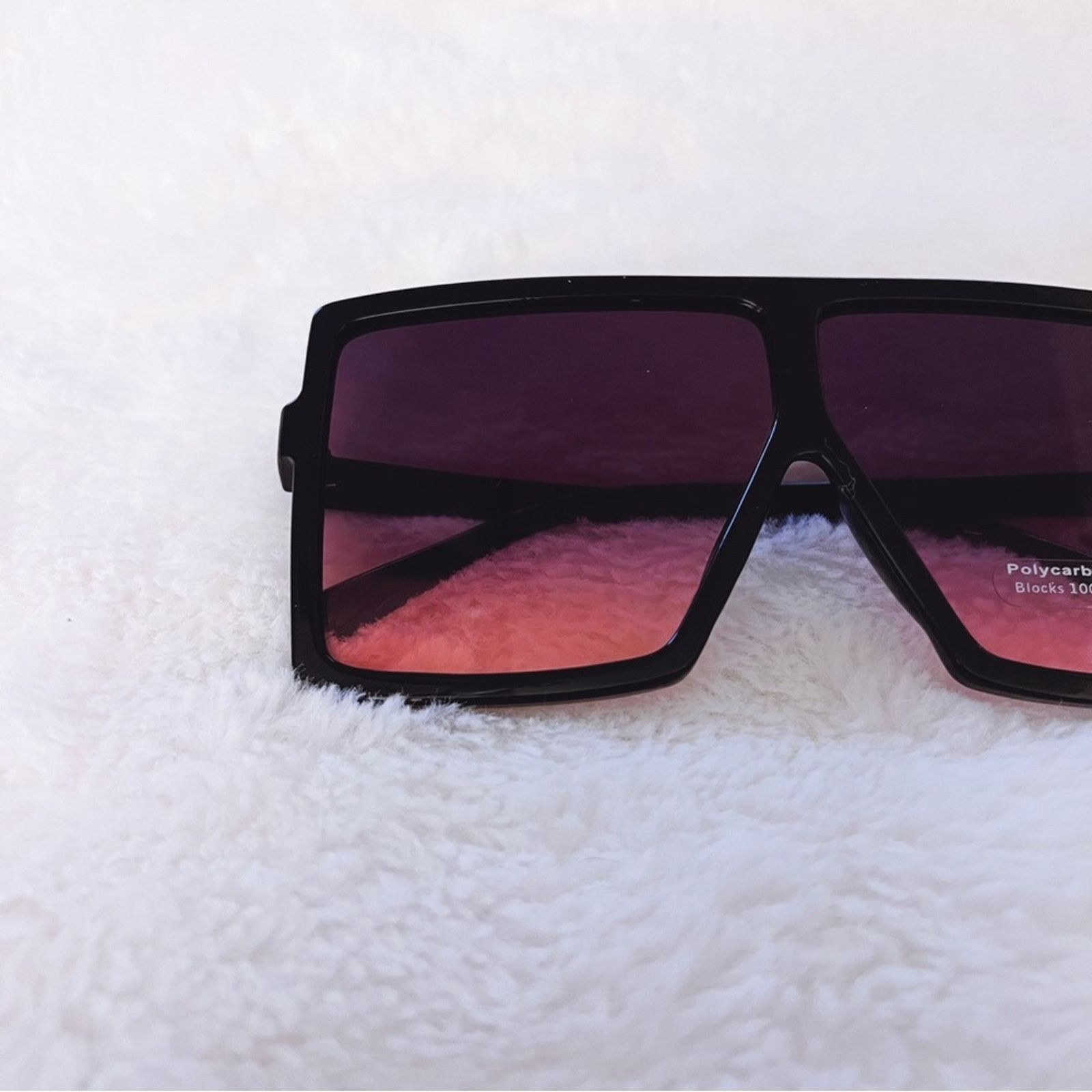 Other Ivonne Black & Pink Oversized Square Sunglasses Size ONE SIZE - 2 Thumbnail