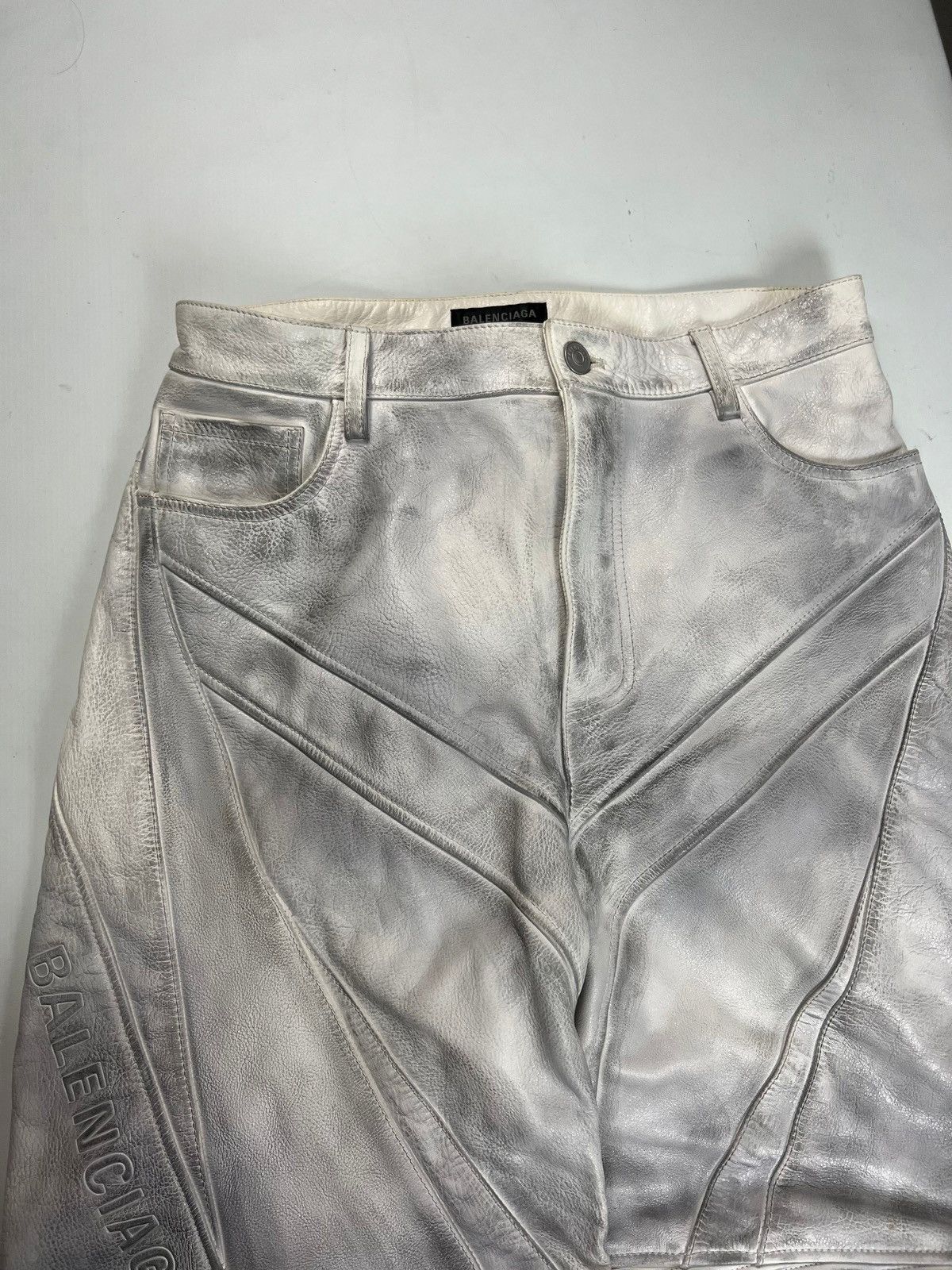 Balenciaga BALENCIAGA SS23 MUDSHOW MOTO LEATHER PANTS WHITE SZ:XS Size US 30 / EU 46 - 4 Thumbnail