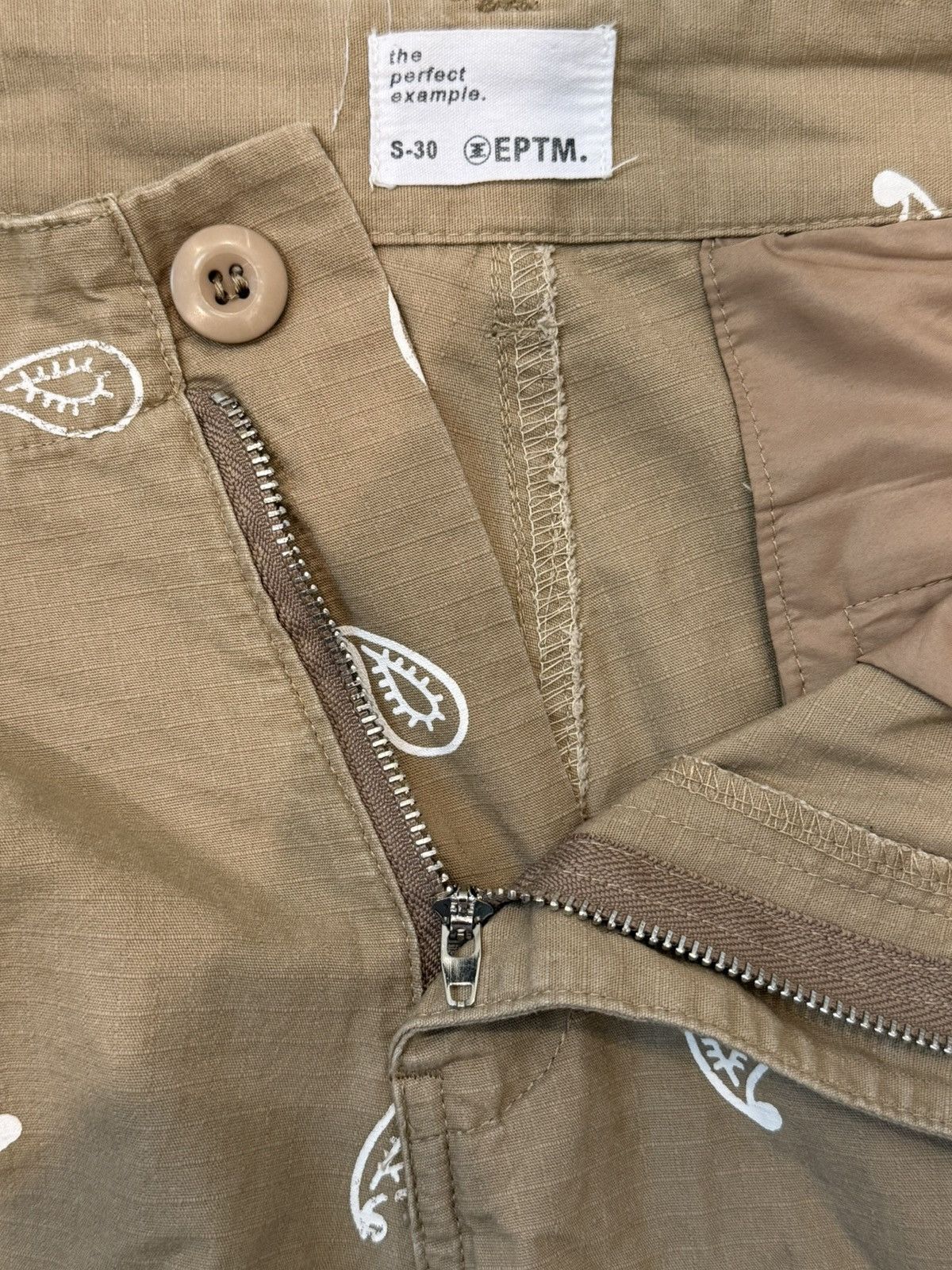 EPTM. ‘Desert Bandana’ EPTM Cargo Pants Size US 30 / EU 46 - 3 Thumbnail