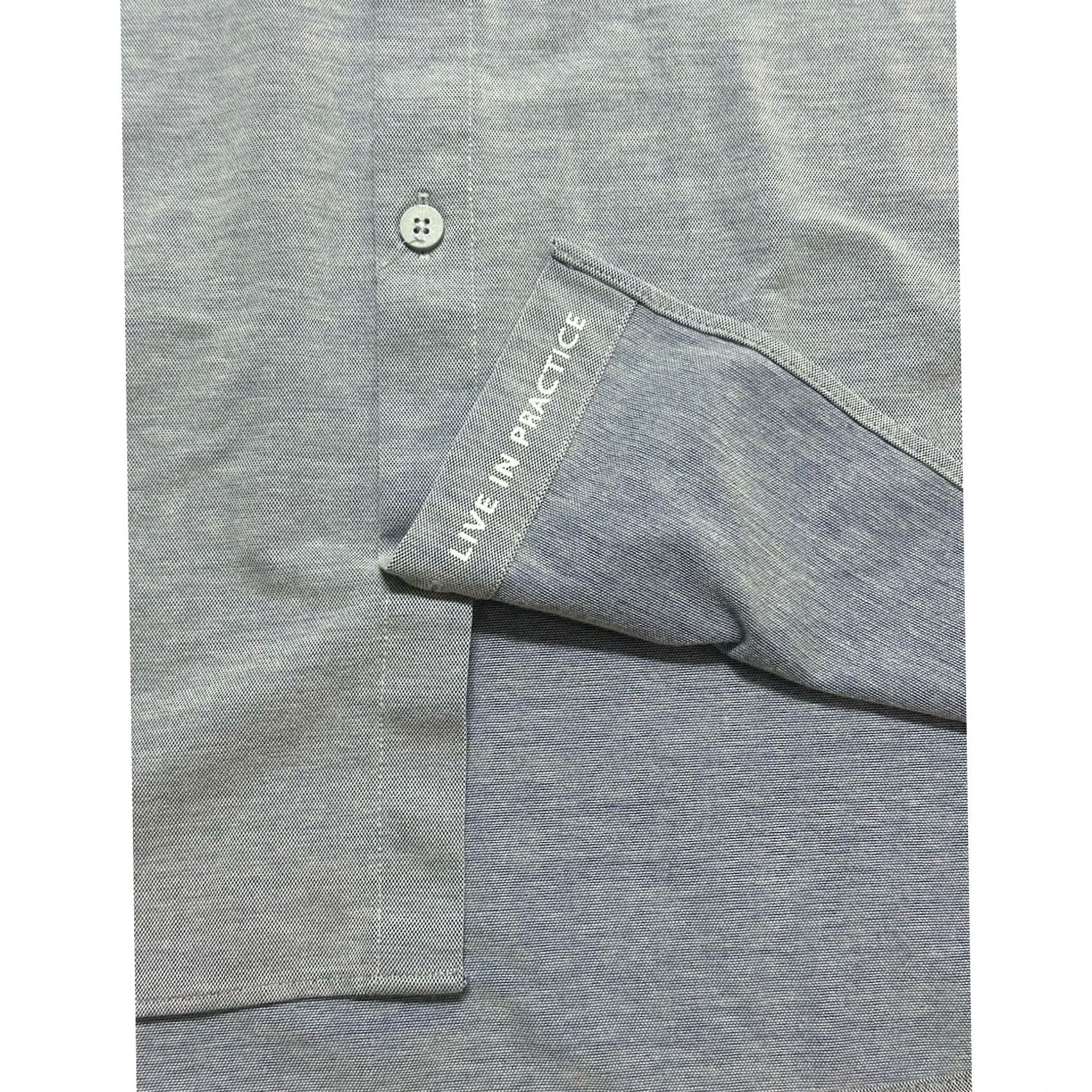 Lululemon Lululemon Commission Button-Up Light Blue Performance Stretch Office Shirt Sz L Men Button-Up Sleeve Missing (Stitchable) Collared Long Sleeve Black? Size US L / EU 52-54 / 3 - 7 Thumbnail