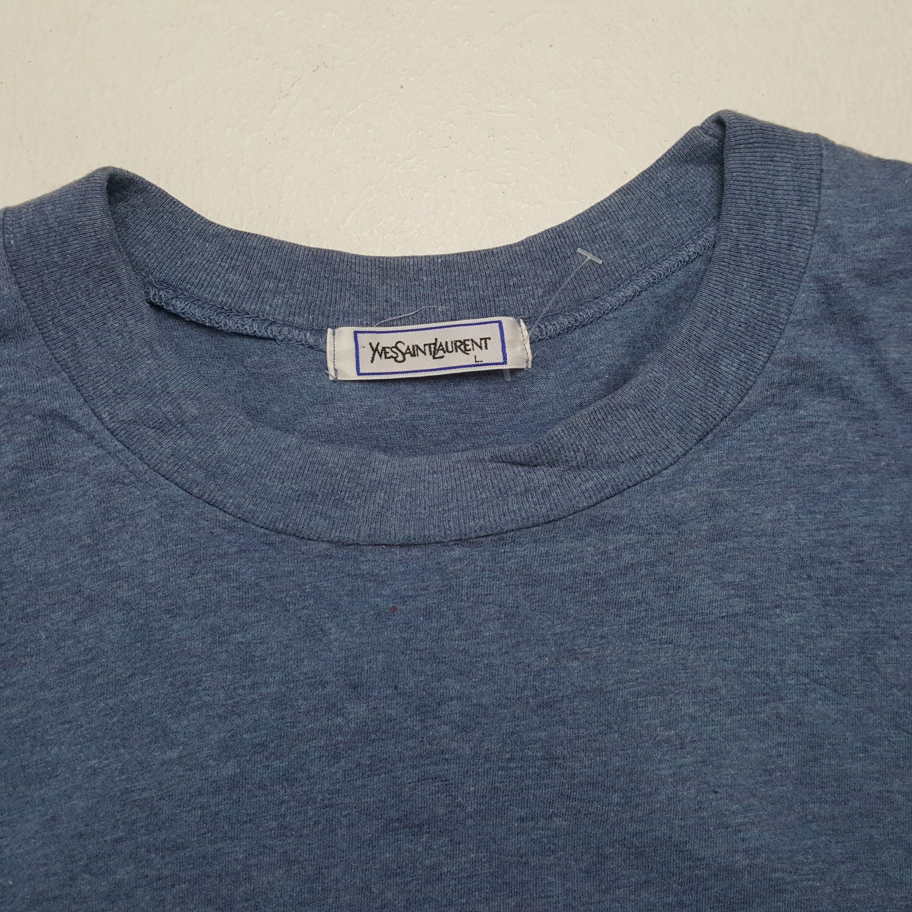 Vintage × Yves Saint Laurent Vintage YVES SAINT LAURENT Italian Brand Small Logo T-Shirts Size US M / EU 48-50 / 2 - 7 Thumbnail