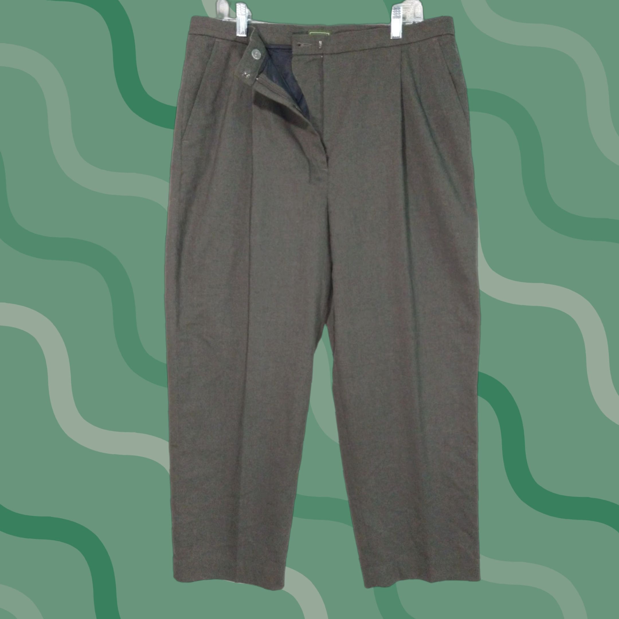 Vintage LL Bean Pants Womens 16 Petite Brown Wool Straight Leg High Rise Pleated Size 38" / US 16 / IT 52 - 1 Thumbnail