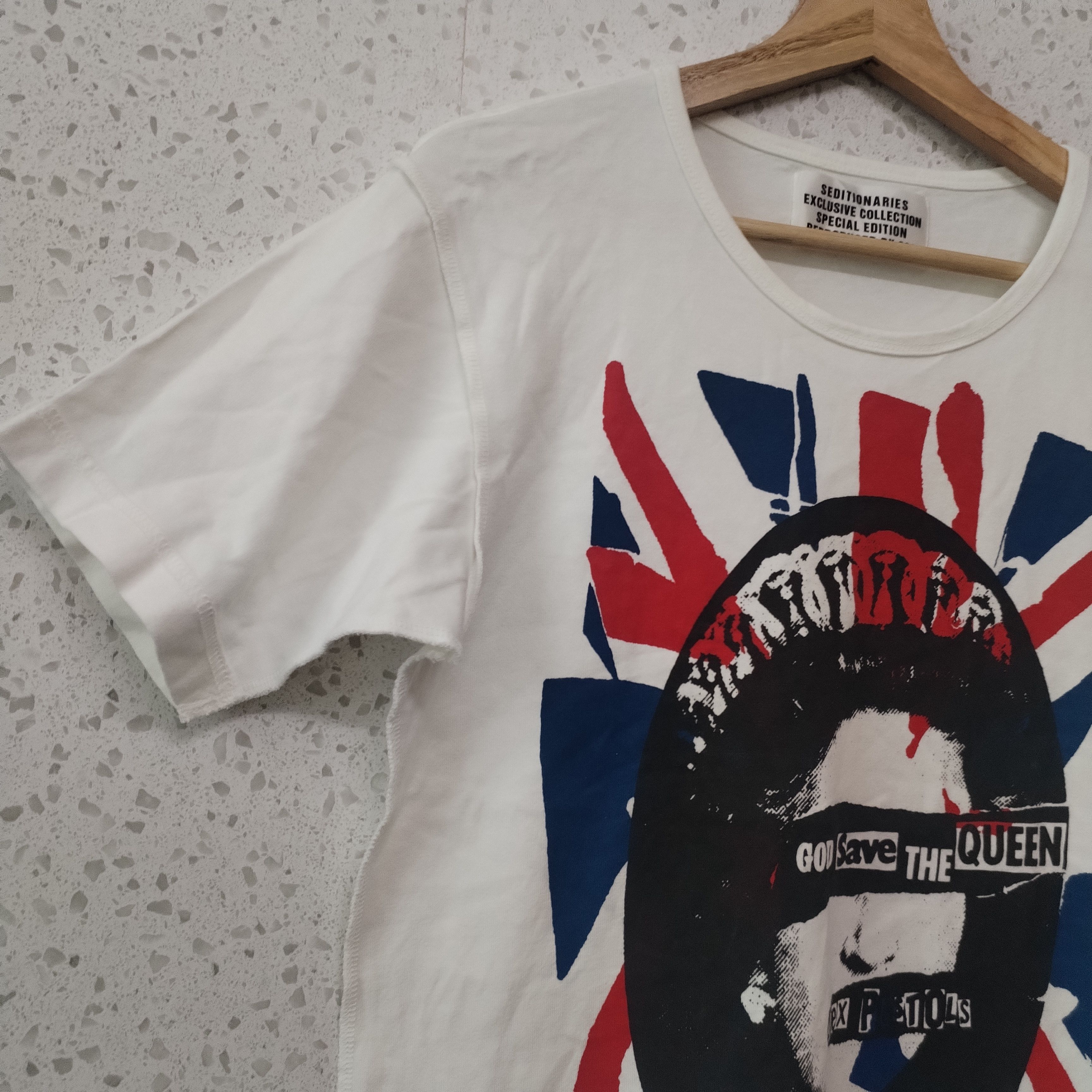 Seditionaries VINTAGE SEDITIONARIES GOD SAVE THE QUEEN VERY RARE Size US S / EU 44-46 / 1 - 3 Thumbnail
