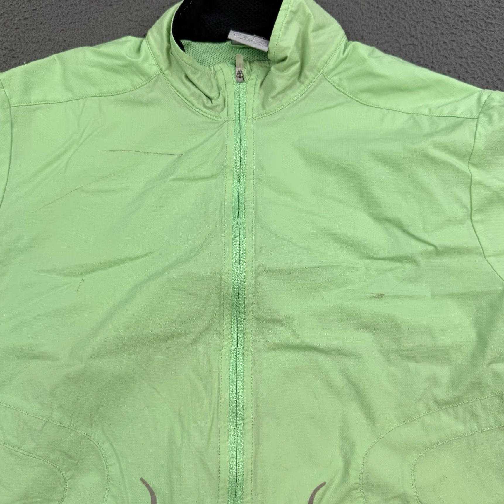 Nike VINTAGE Nike Running Jacket Womens Medium Green Full Zip Lightweight Windbreaker Jacket Size M / US 6-8 / IT 42-44 - 2 Thumbnail