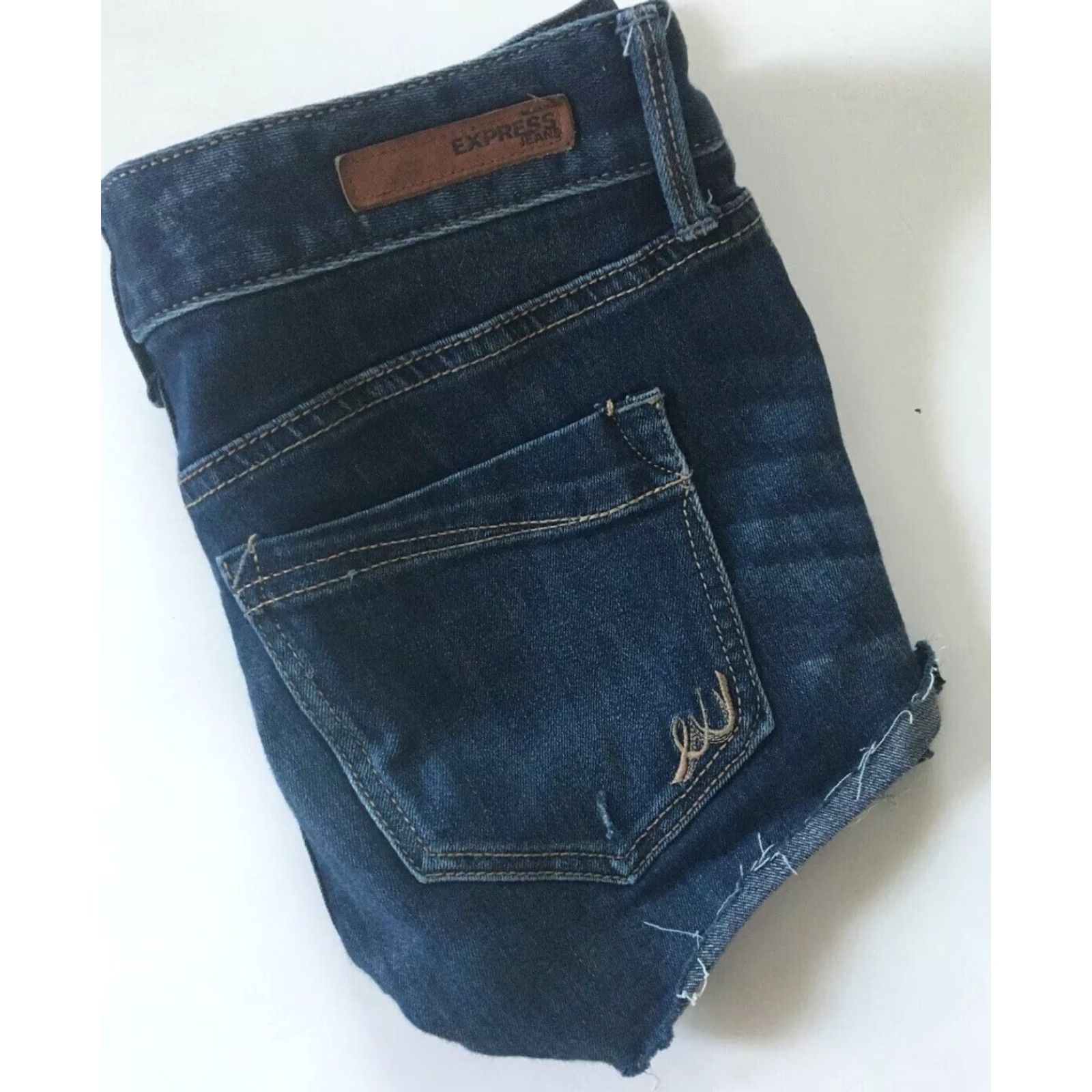 Express Express Women's Low Rise Cut-Off Distressed Denim Jean Shorts Sz 2 Skinny Stella Size 26" / US 2 / IT 38 - 4 Thumbnail