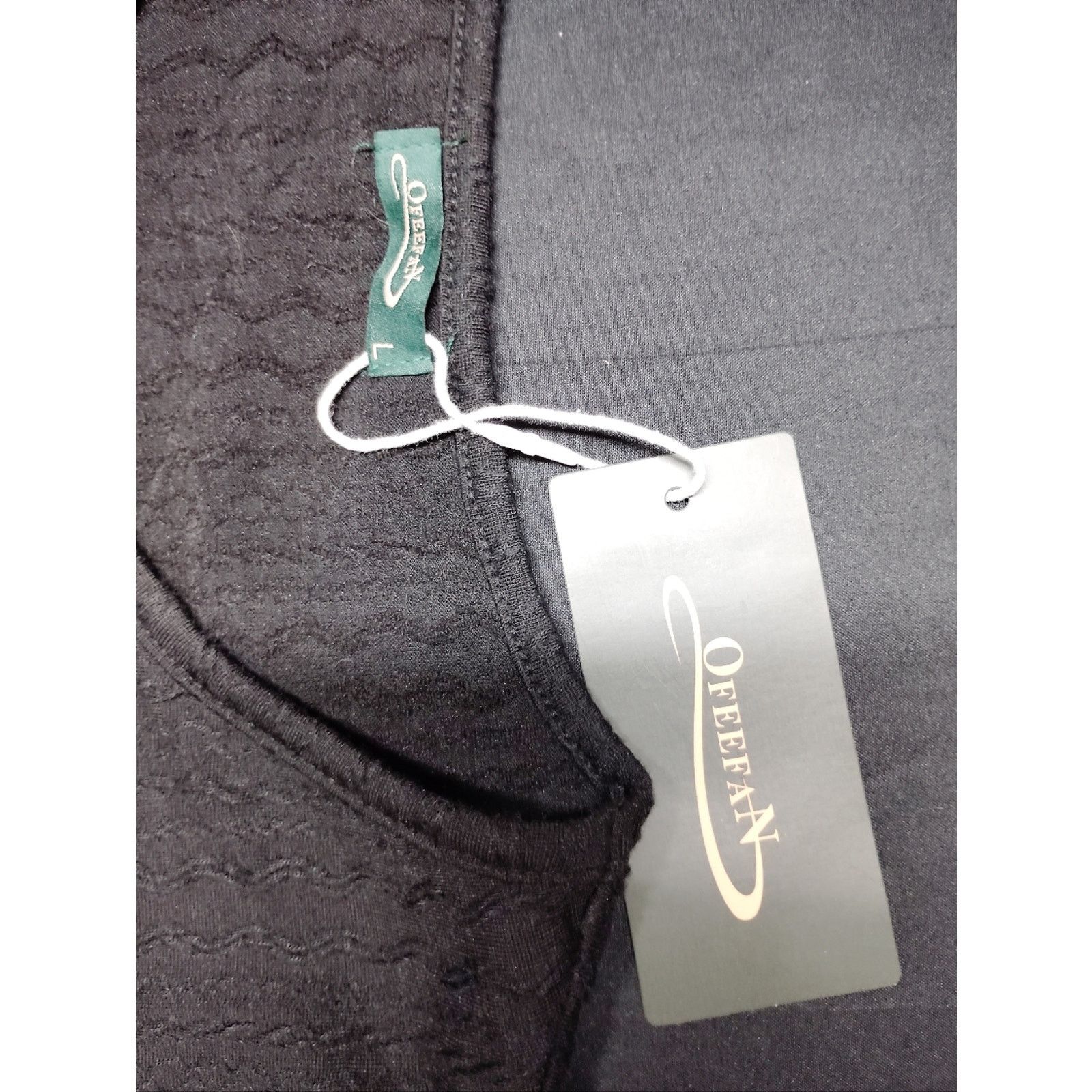 QWSTION Women’s Lightweight Textured Long-Sleeve Tee - Black Size L / US 10 / IT 46 - 2 Thumbnail