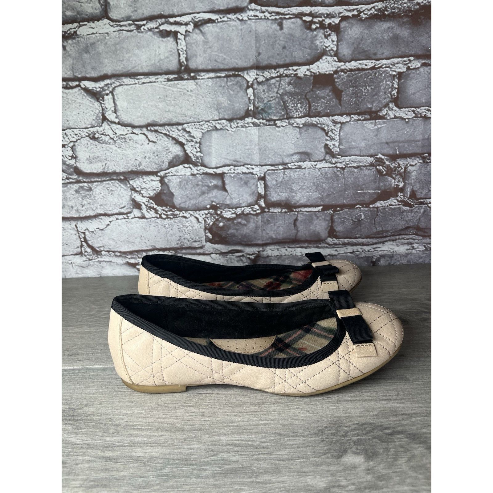 Born Born Pink Leather Black Bow Quilted Ballet Flats Shoes Women Size US 6 / IT 36 - 7 Thumbnail