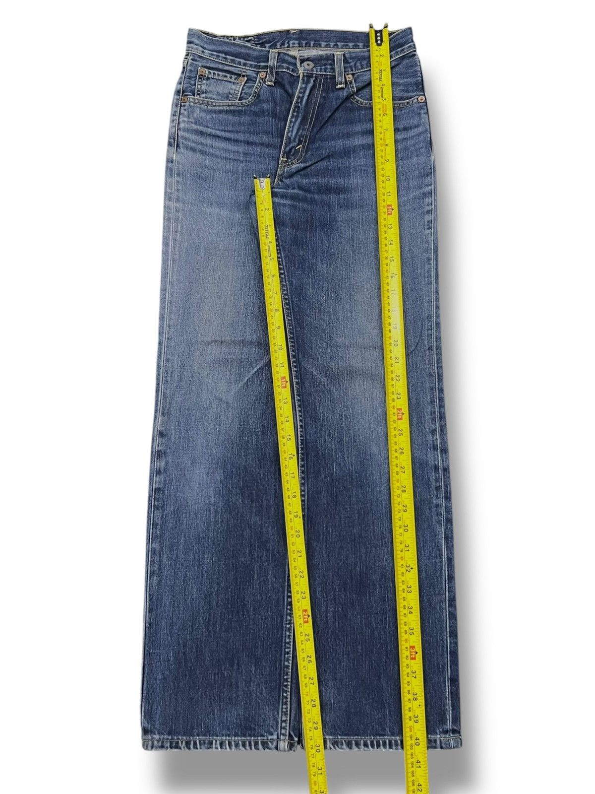Vintage 05 Levi’s 502 Japan - Faded Wash Jeans