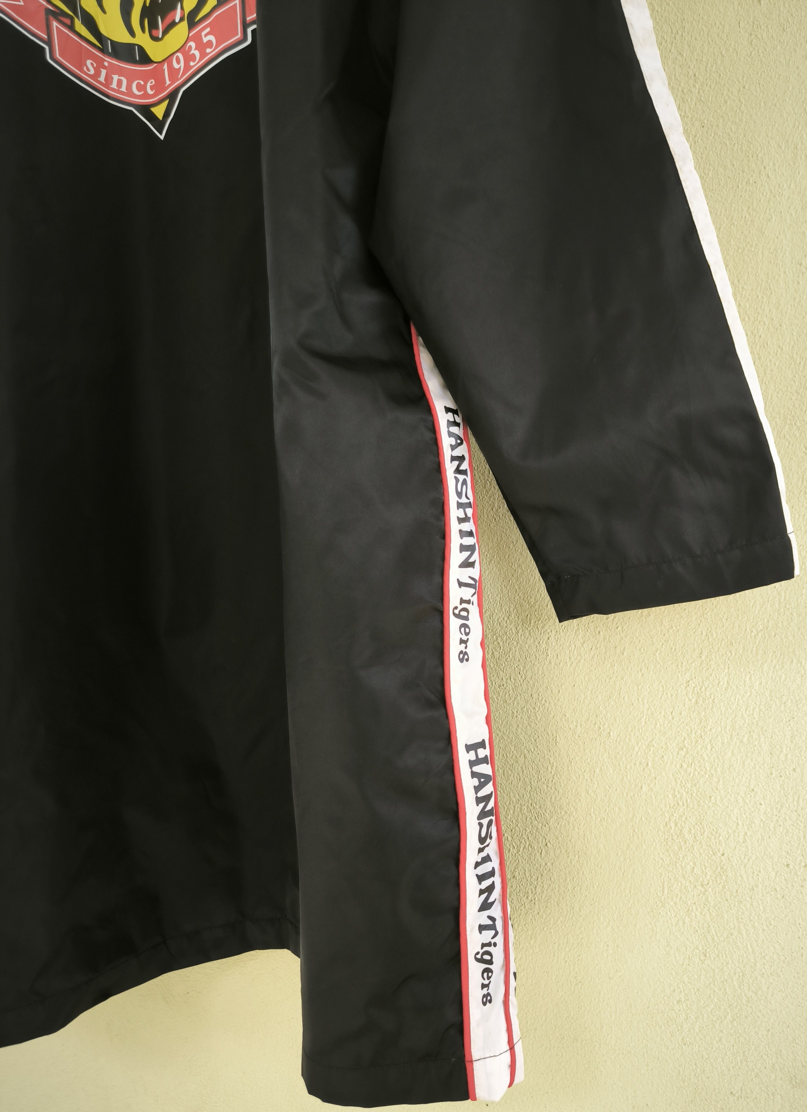 Japanese Brand HANSHIN TIGERS hoodie rain overcoat Size US L / EU 52-54 / 3 - 10 Thumbnail