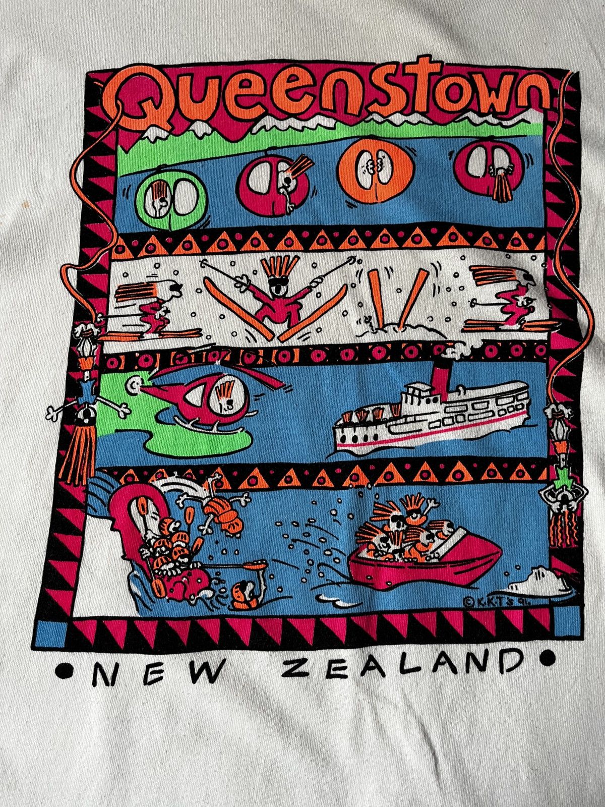 Band Tees 1991 Queenstown New Zealand Single Stitch T-shirt Graphic Tee Size US XXL / EU 58 / 5 - 3 Thumbnail