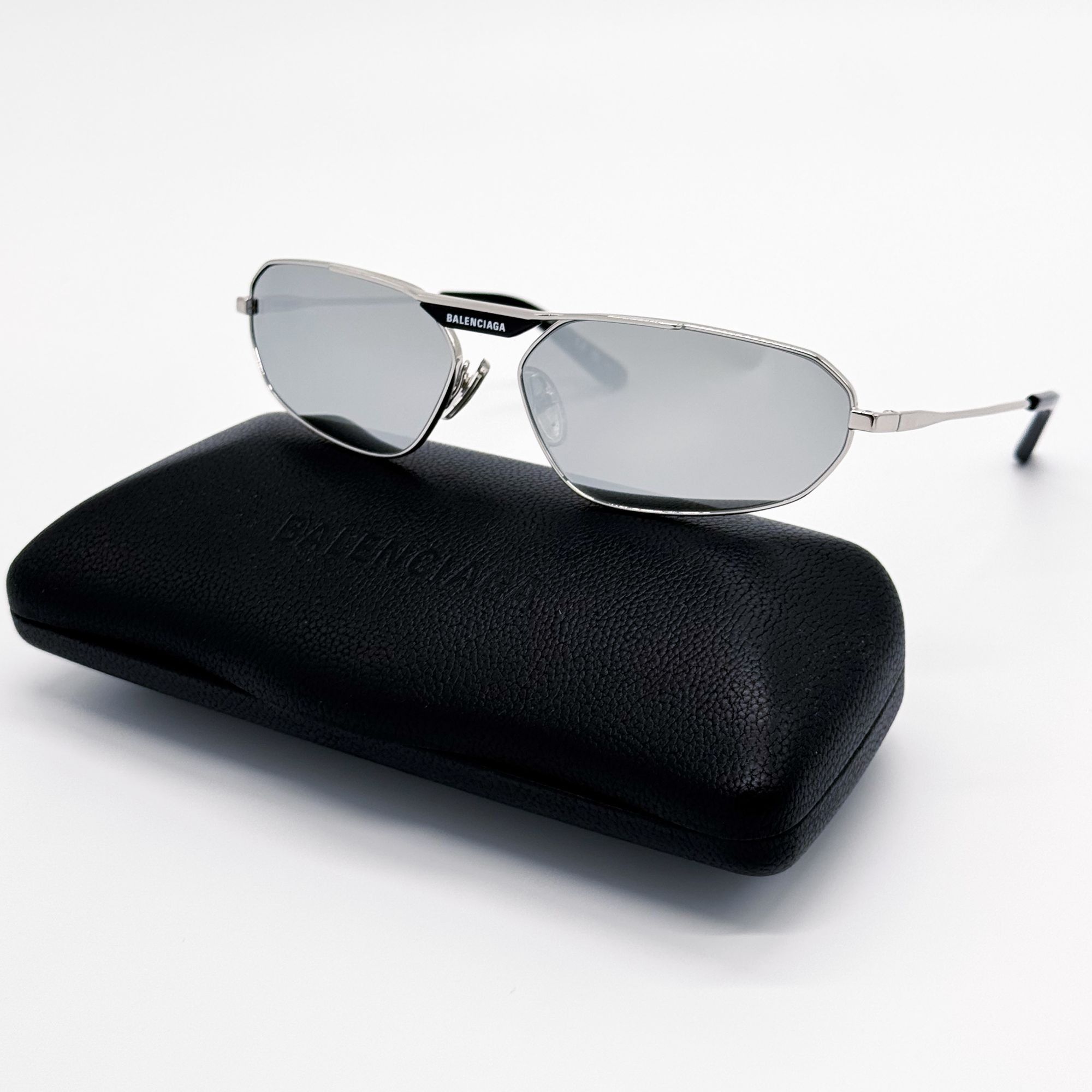 Balenciaga BALENCIAGA BB0285S 004 1990s-Style Oval