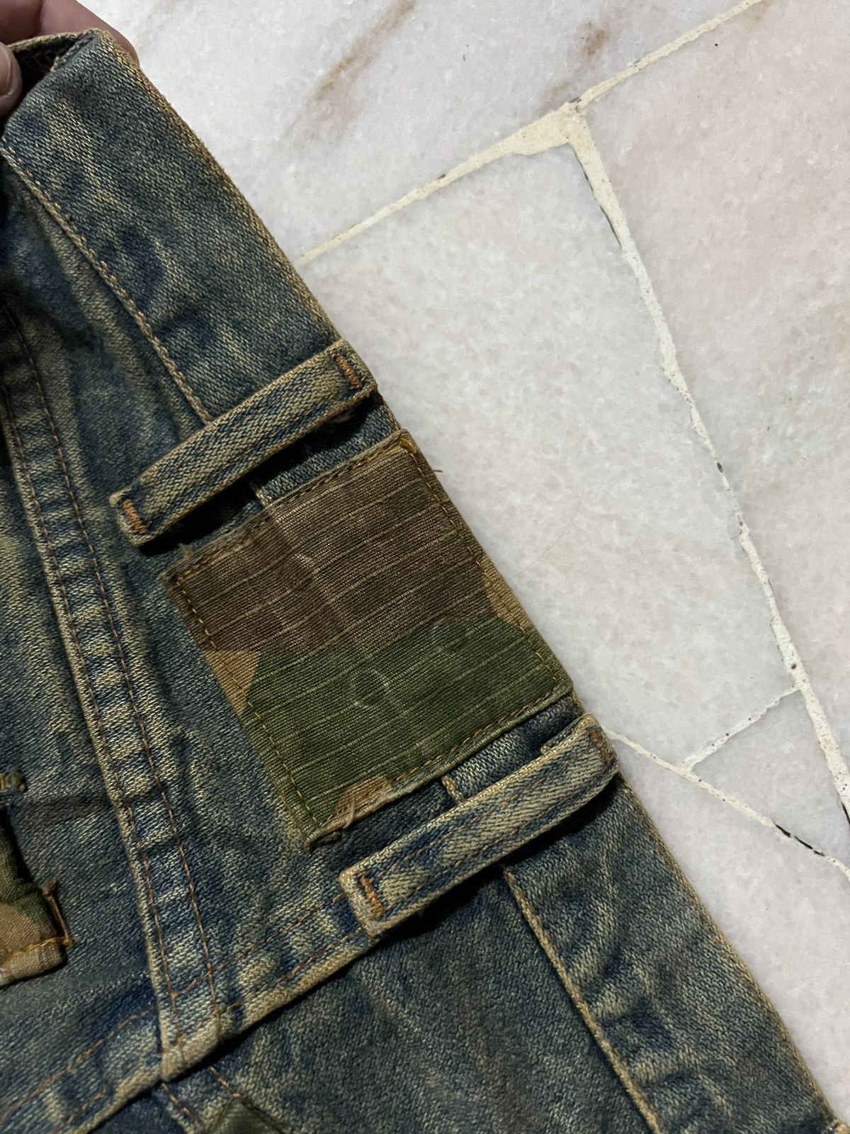 Wrangler Wrangler Distressed Rusty Jeans W30 Size US 30 / EU 46 - 16 Thumbnail