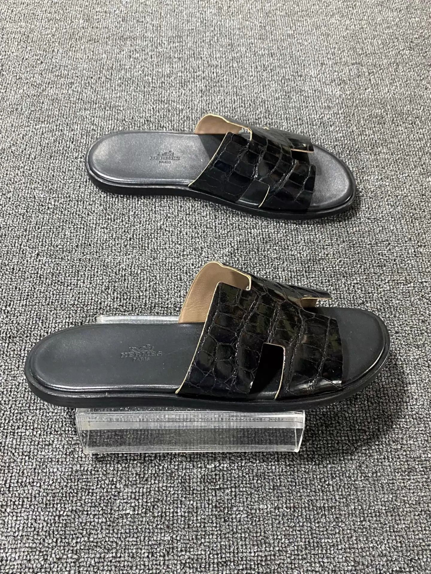 Hermes Hermes Croc Slippers 98 New Size 38 Size US 7.5 / IT 37.5 - 4 Thumbnail