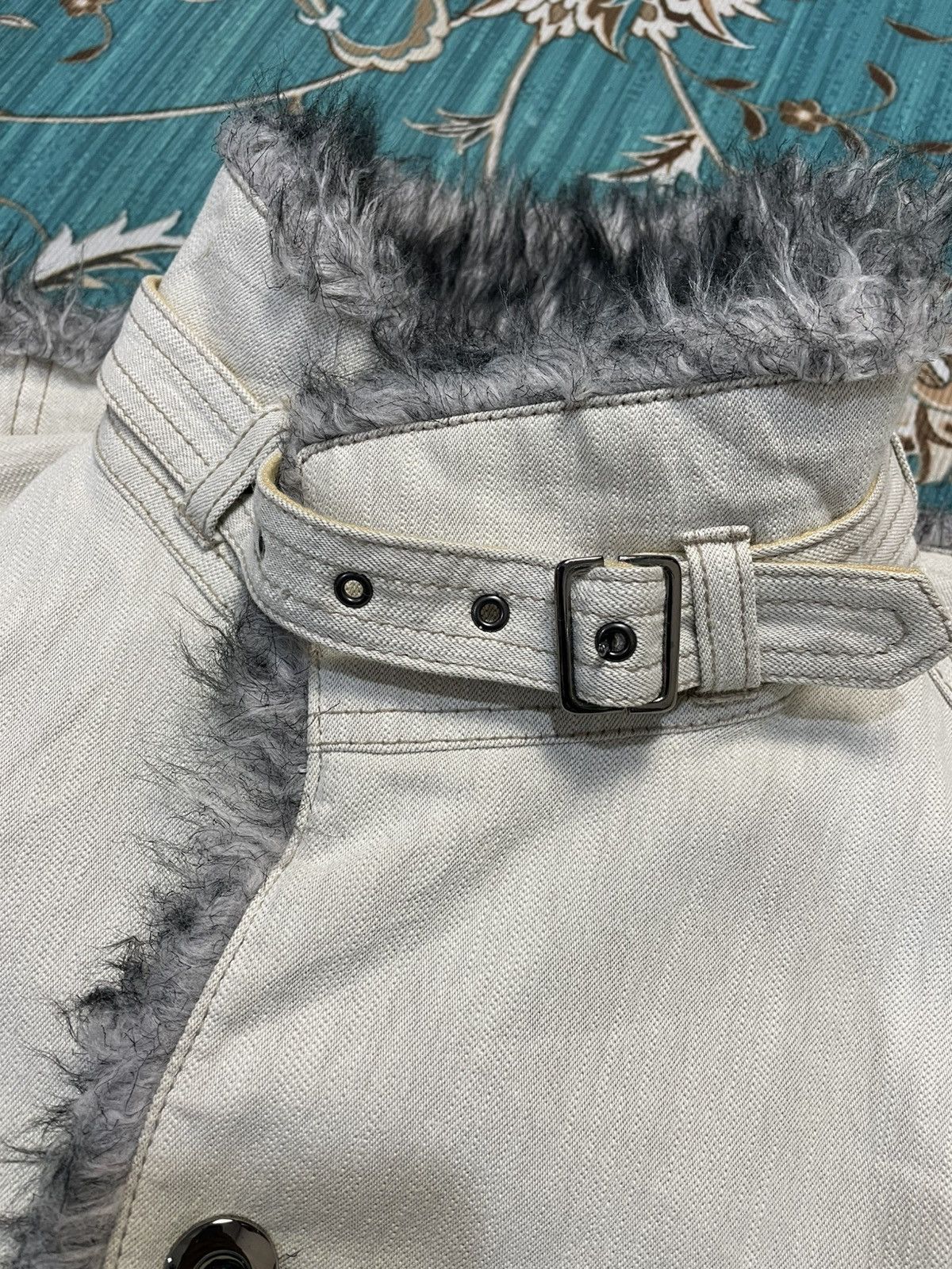 Japanese Nicole Hideaways Fur Bondage Jacket Punk