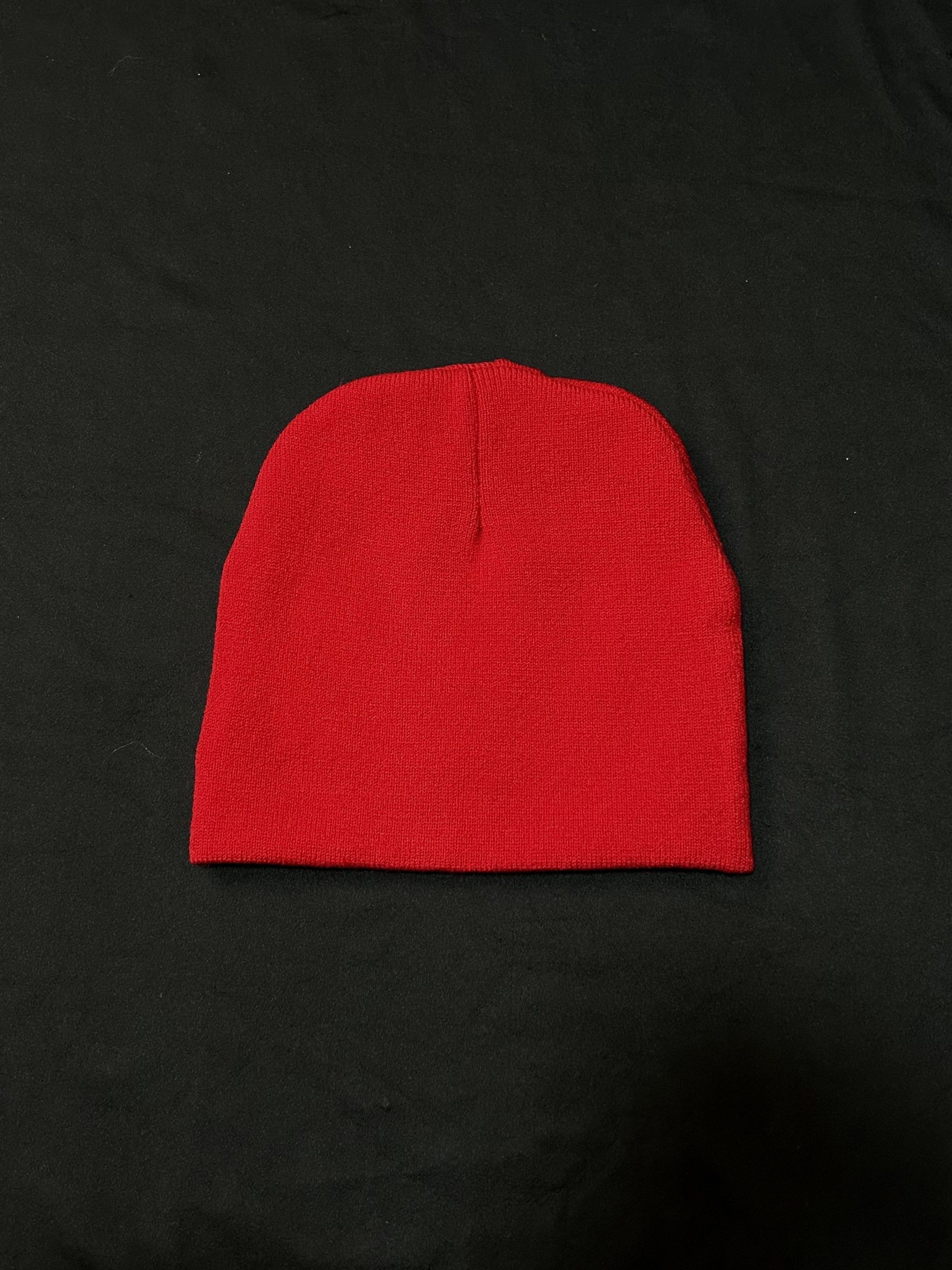 Japanese Brand Rare Chunky Graphic No Cuff Knit Red Beanie Hats OS Size ONE SIZE - 5 Thumbnail