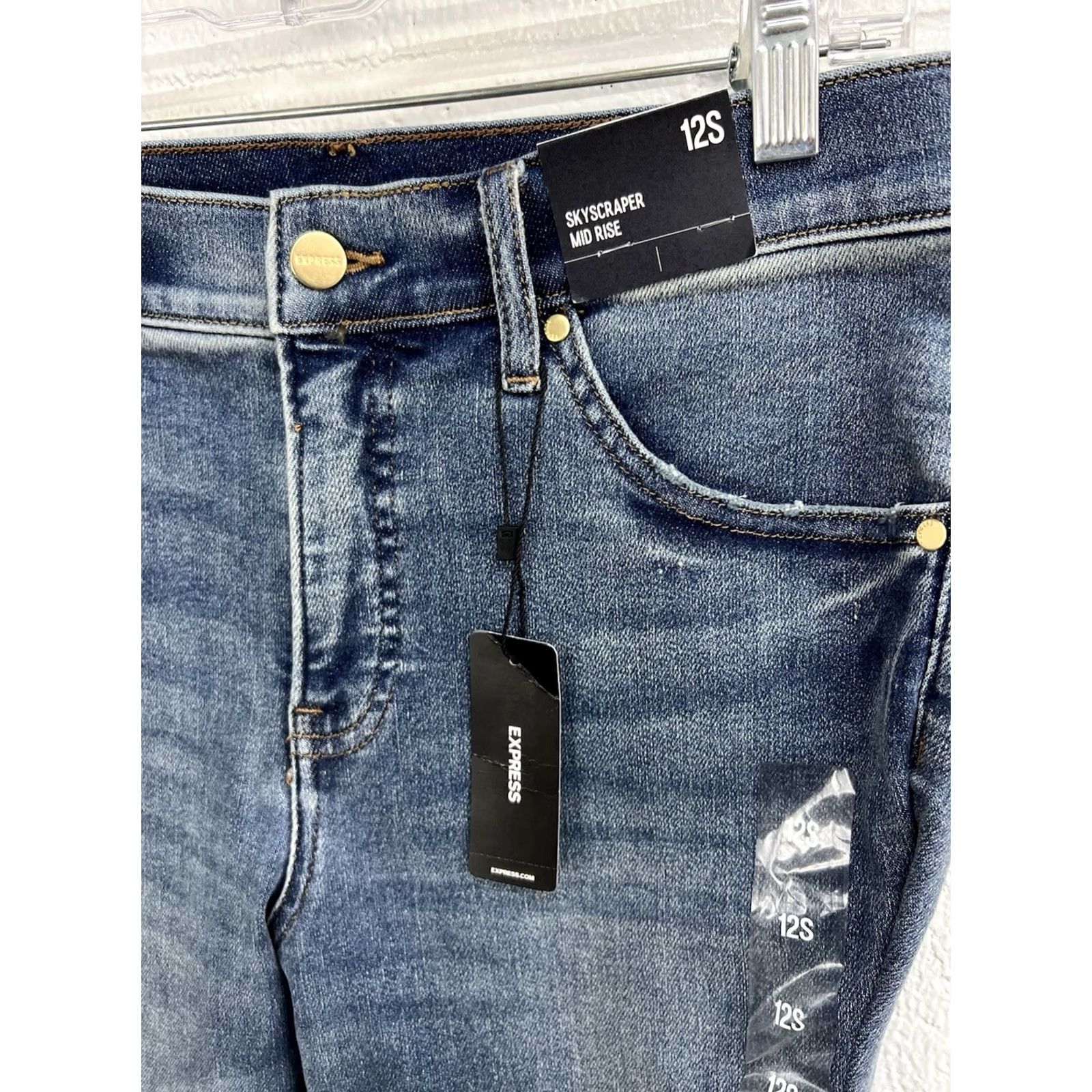 Express VINTAGE EXPRESS Skyscraper Midrise Jeans Distressed Womens 12P Short Blue Bootcut NWT Size 34" / US 12 / IT 48 - 3 Thumbnail