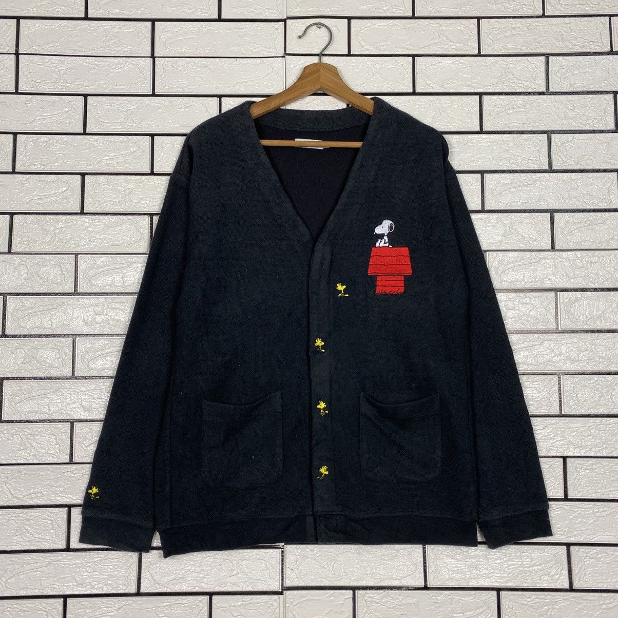Japanese Brand Vintage Cardigan Button Jacket Snoopy Peanuts Big Logo Size US M / EU 48-50 / 2 - 2 Thumbnail