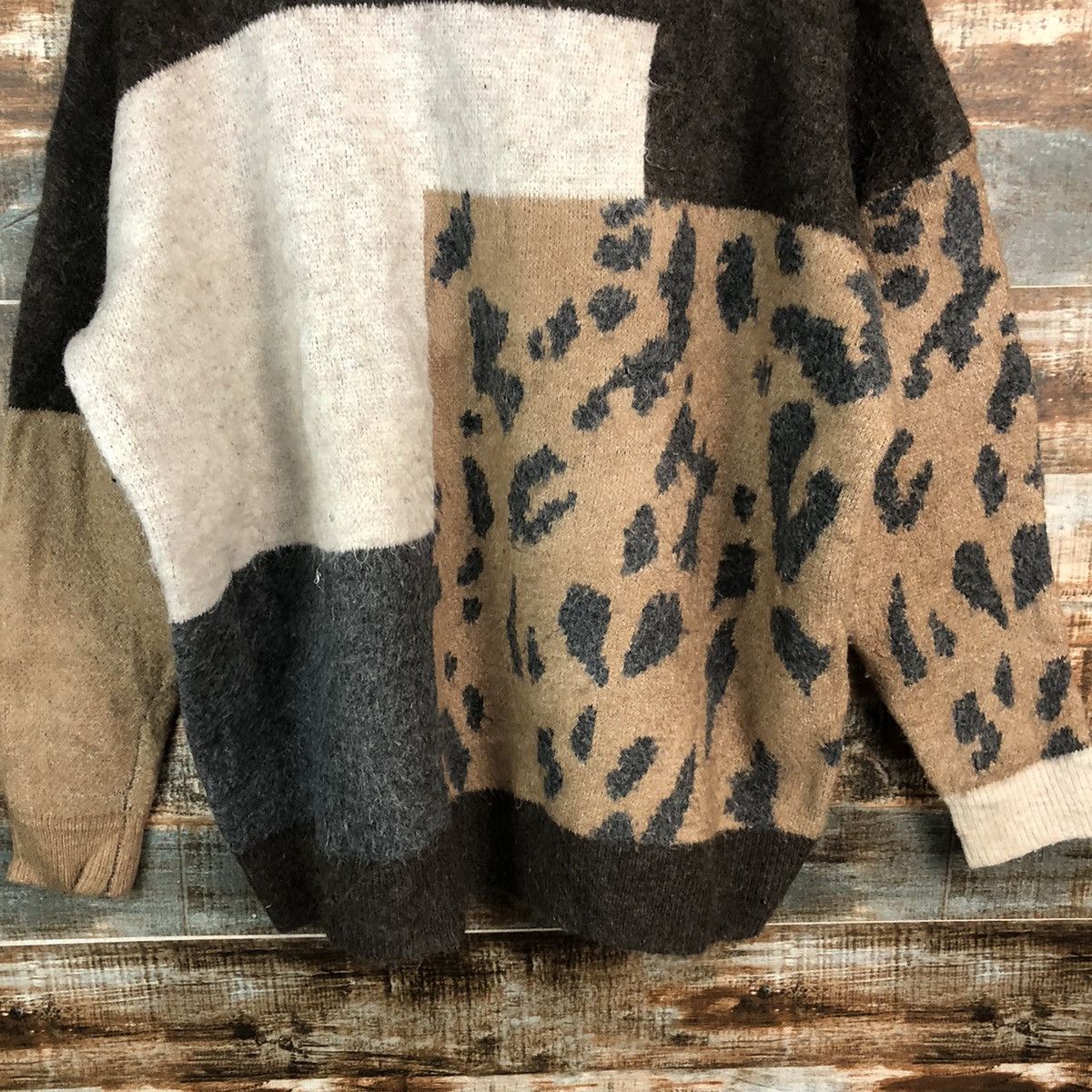 DL Japan patchwork cheetah Brown Knitwear #C656