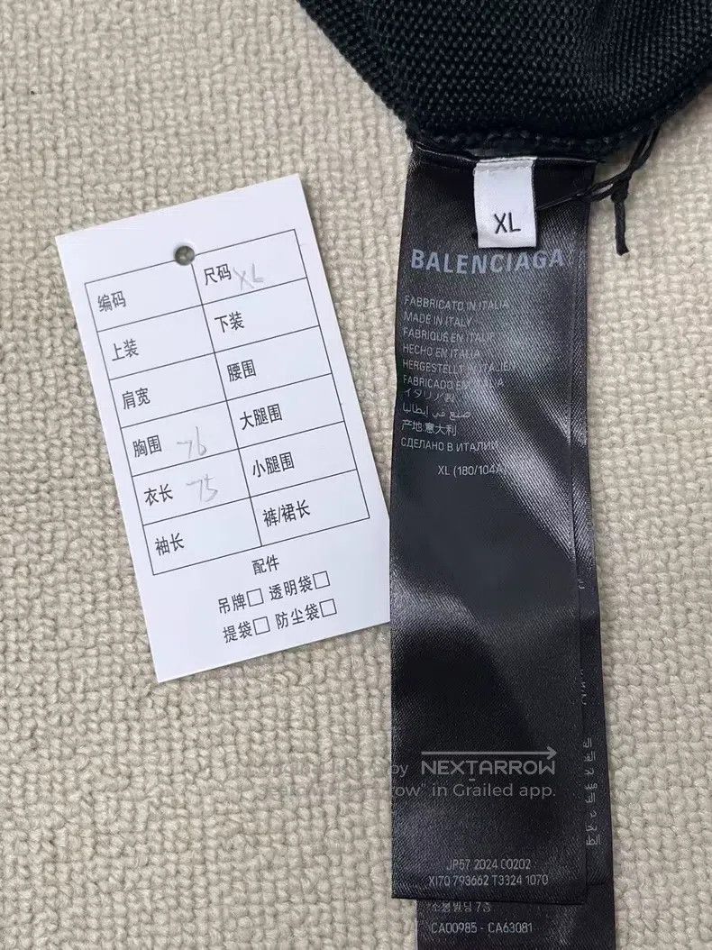 Balenciaga Balenciaga Letter Logo Printed Long Sleeve Crew Neck Sweat Size US M / EU 48-50 / 2 - 8 Thumbnail