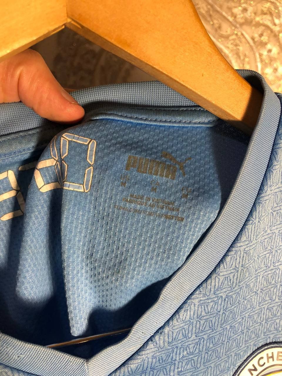 Puma VINTAGE PUMA FC MANCHESTER CITY ENGLAND SOCCER JERSEY RETRO Size US S / EU 44-46 / 1 - 7 Thumbnail