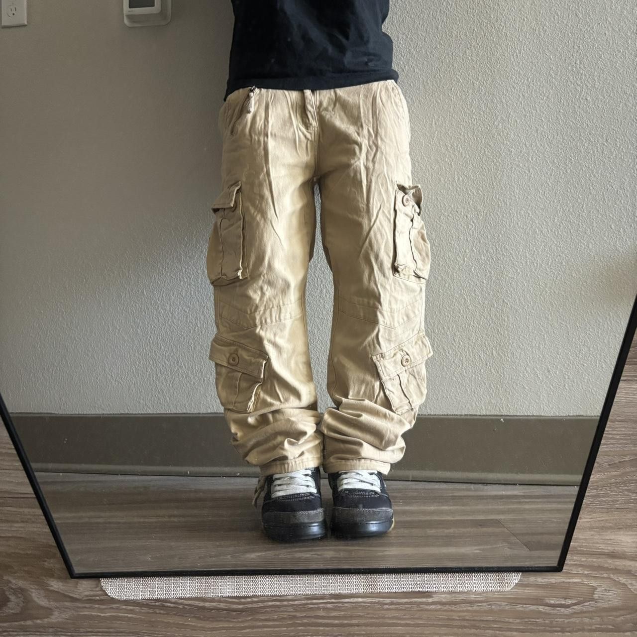 Vintage Crazy Vintage Y2K/2000s Khaki Tan Streetwear Skater Double Cargo Pants! 29x30 Size US 29 - 1 Thumbnail