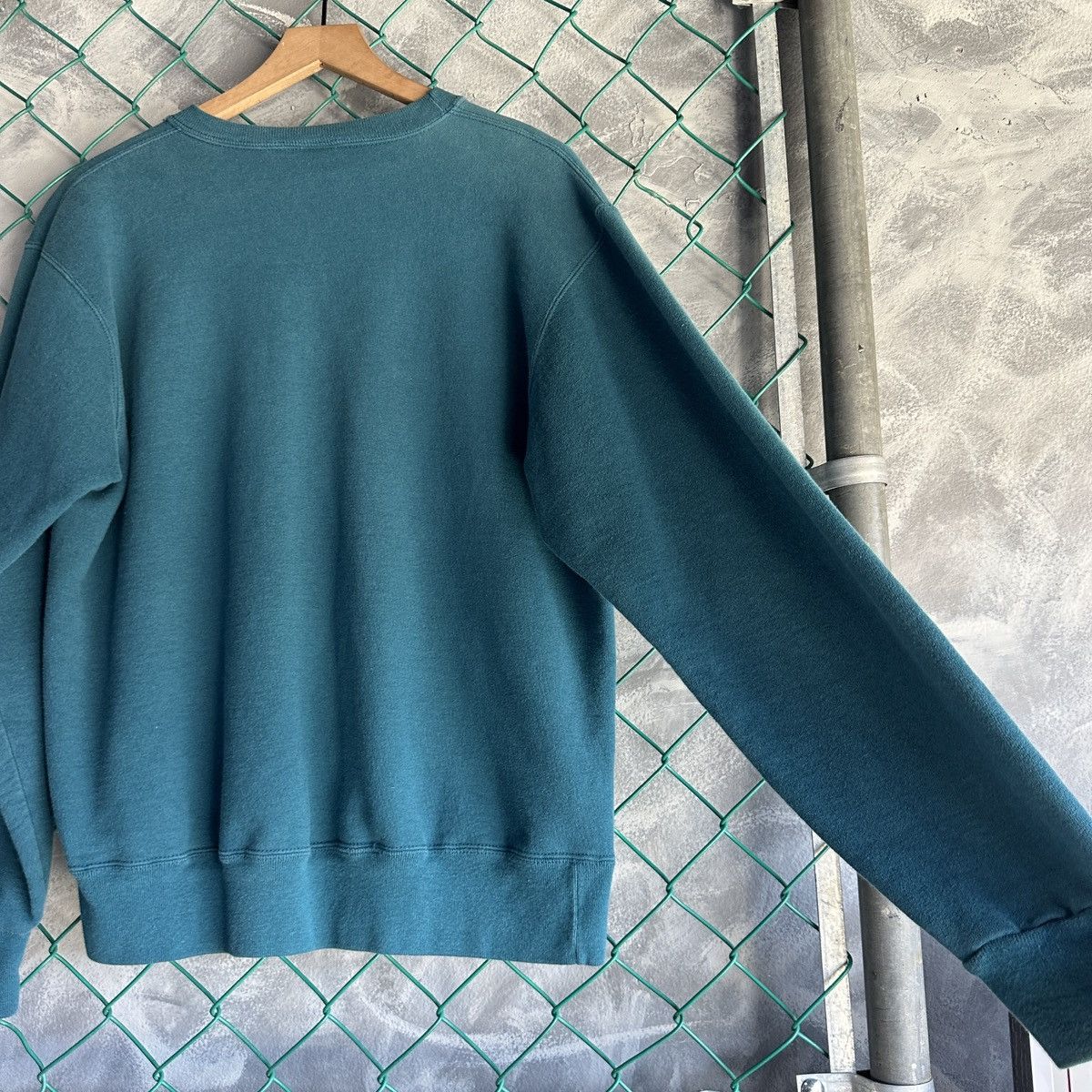 Champion Vintage 90s Champion Green Pullover Sweatshirt Crew USA Size US L / EU 52-54 / 3 - 7 Thumbnail
