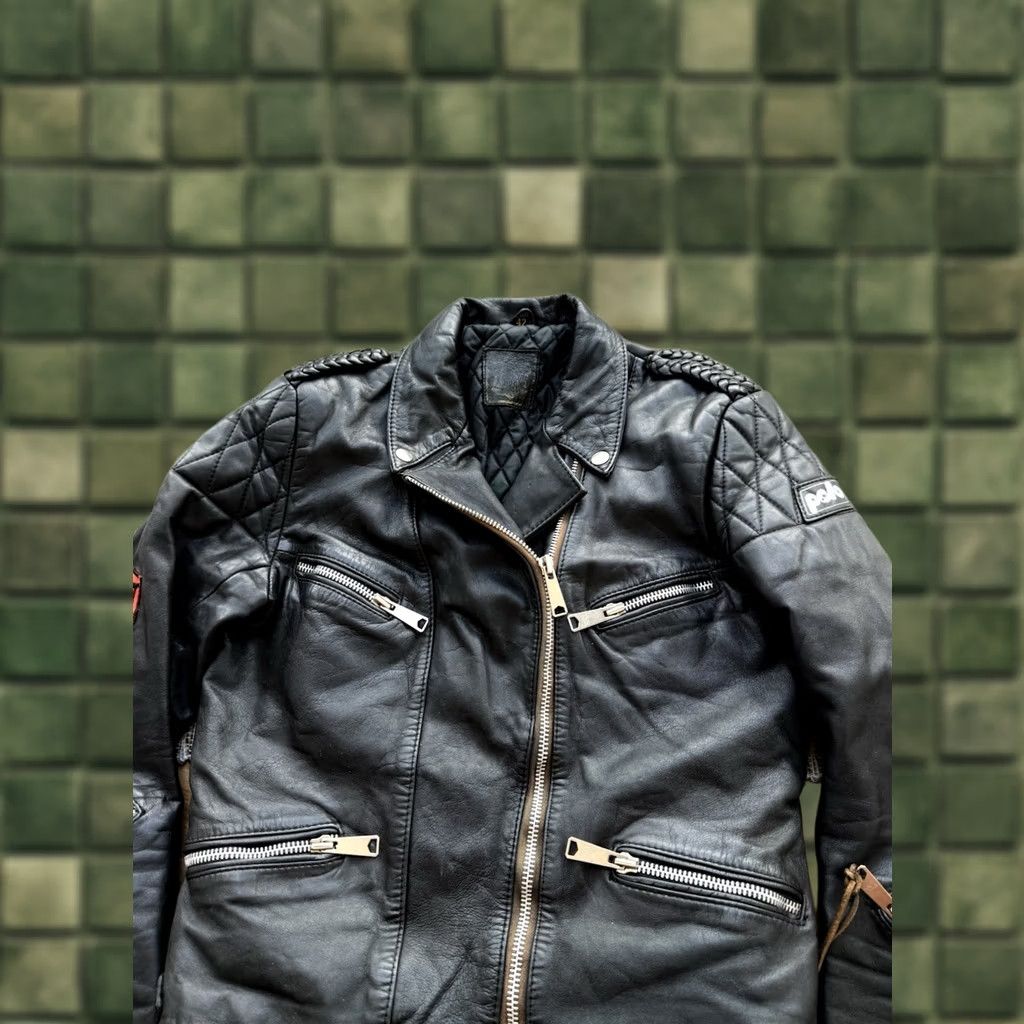 Vintage VINTAGE The Rolling Stones Leather Motorcycle Jacket Steel Wheels Tour 90s Womens Motorcycle Jacket Size 42 Black 90s Womens Size M / US 6-8 / IT 42-44 - 1 Thumbnail