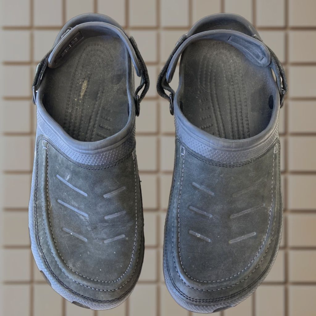 Crocs Yukon Mesa Clogs Black Leather Mens Size 14 Comfort Activewear Shoes