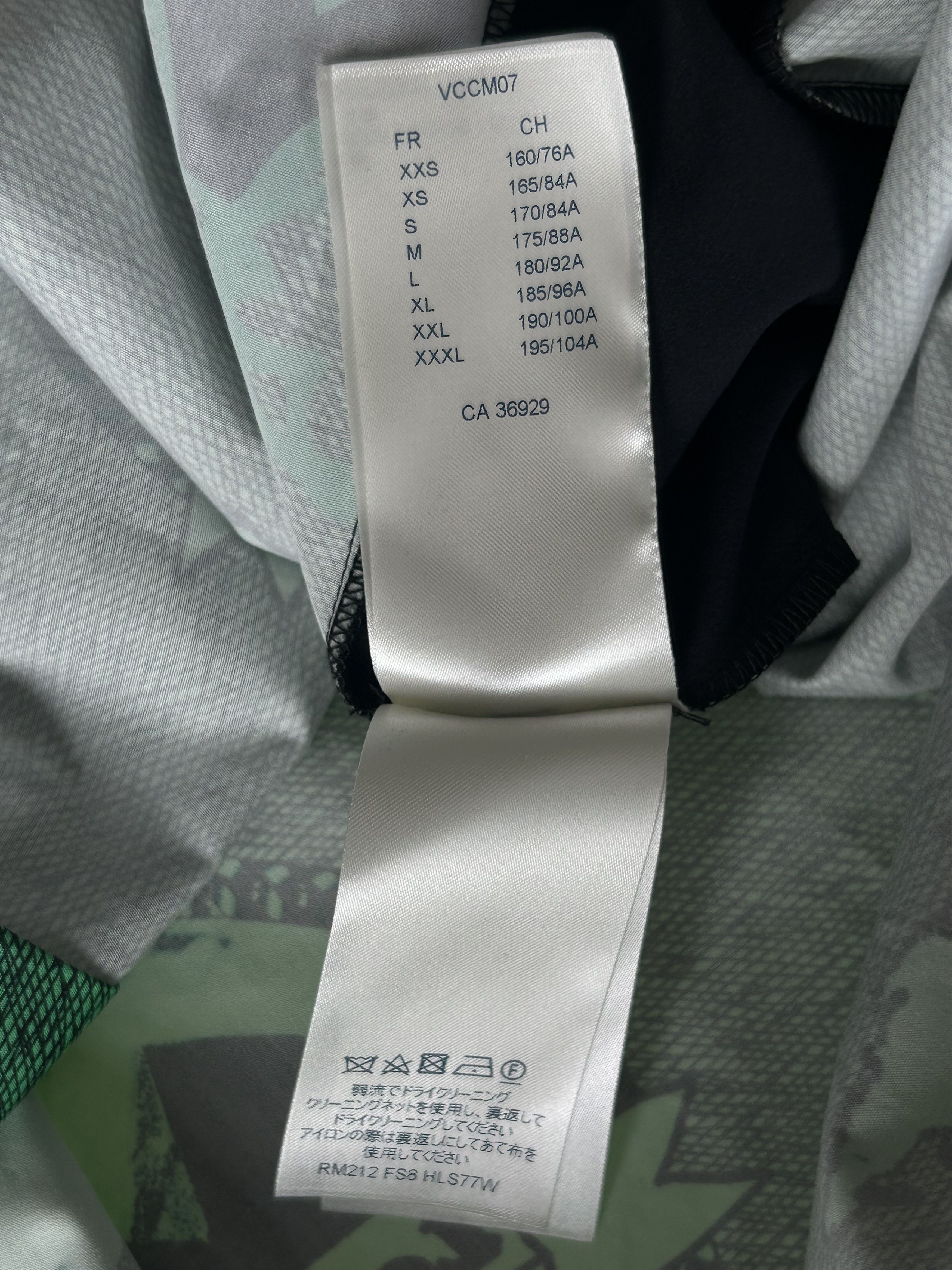 Louis Vuitton Louis Vuitton Green & Black Monogram Shirt Size US XXL / EU 58 / 5 - 7 Thumbnail