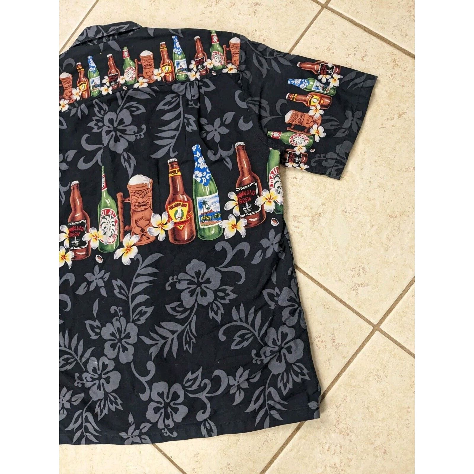 Pacific Legend Vtg Pacific Legend Hawaii USA L Hawaiian Shirt Beer Bottles Size US L / EU 52-54 / 3 - 9 Thumbnail