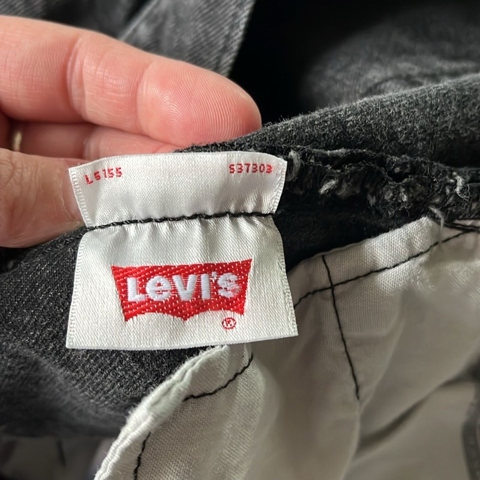 Levi's Levi’s 501 cutoff denim button fly shorts size 30 Size 30" / US 8 / IT 44 - 5 Thumbnail