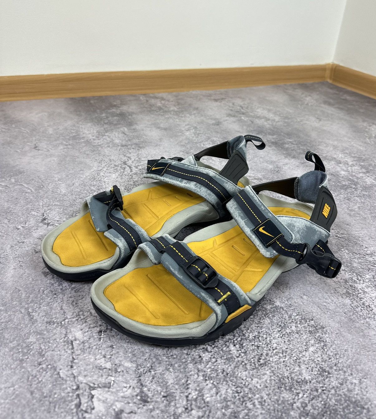 Nike VTG Y2K Hiking Sandals Size 12 Chunky Gorpcore Logo Outdoor Streetwear Nike × Nike ACG Nike ACG y2k Gorpcore Sandals Black blue  main image 2