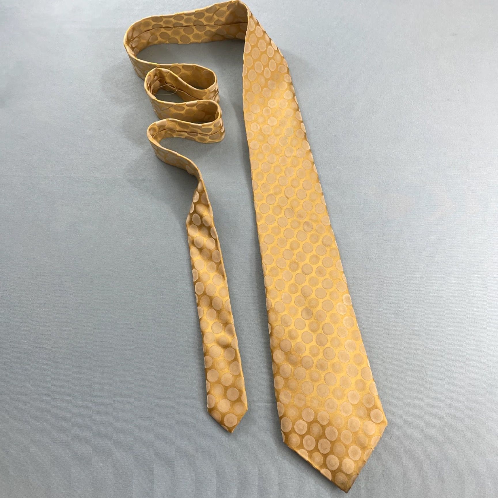 Dockers VINTAGE Dockers Silk Tie Polka Dots Woven Yellow Gold Necktie 4x60 57"-60" Men Tie Size ONE SIZE - 4 Thumbnail