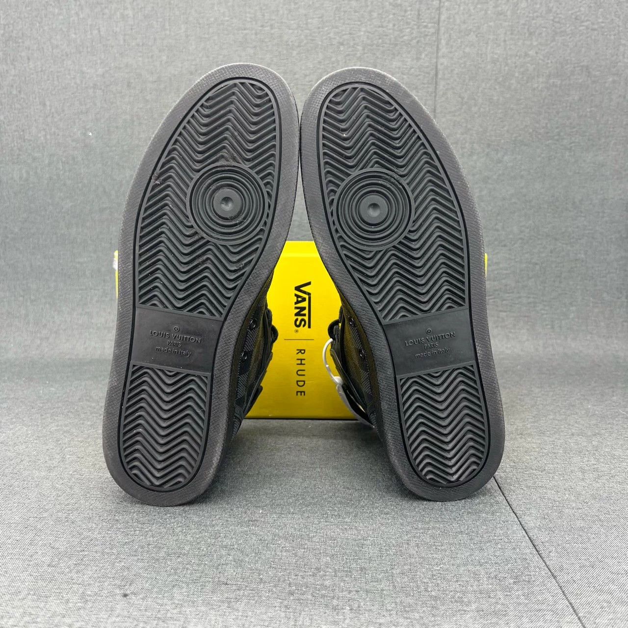 Louis Vuitton LV Rivoli Monogram Eclipse Black Grey 7 Original Box Size US 7 / EU 40 - 8 Thumbnail