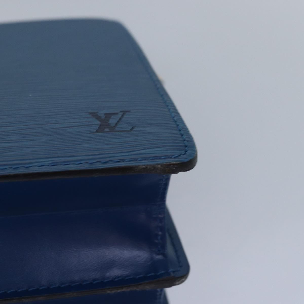 Louis Vuitton LOUIS VUITTON Epi Capuchin Shoulder Bag Blue M52345 Size ONE SIZE - 15 Thumbnail