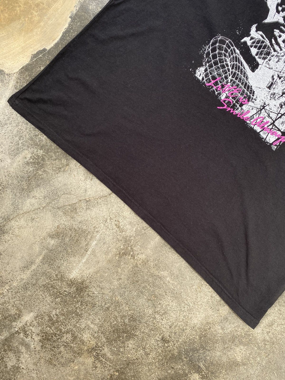 Band Tees Sick🔥Vintage Thrashed Lisa Little Devil Parade Punk Tees Size US XL / EU 56 / 4 - 6 Thumbnail