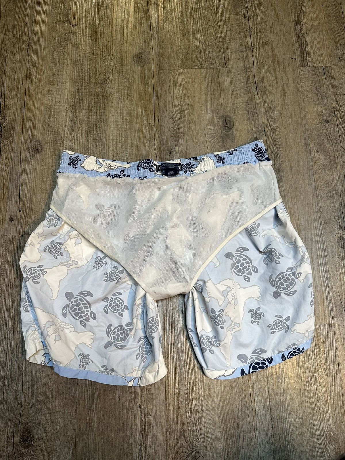 Vilebrequin Blue Turtle Vilebrequin Swimshorts Size US 38 / EU 54 - 5 Thumbnail