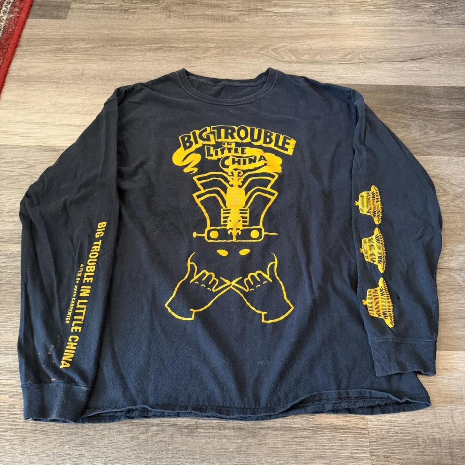 Fruit Of The Loom big trouble in little china long sleeve t shirt L Size US L / EU 52-54 / 3 - 1 Thumbnail