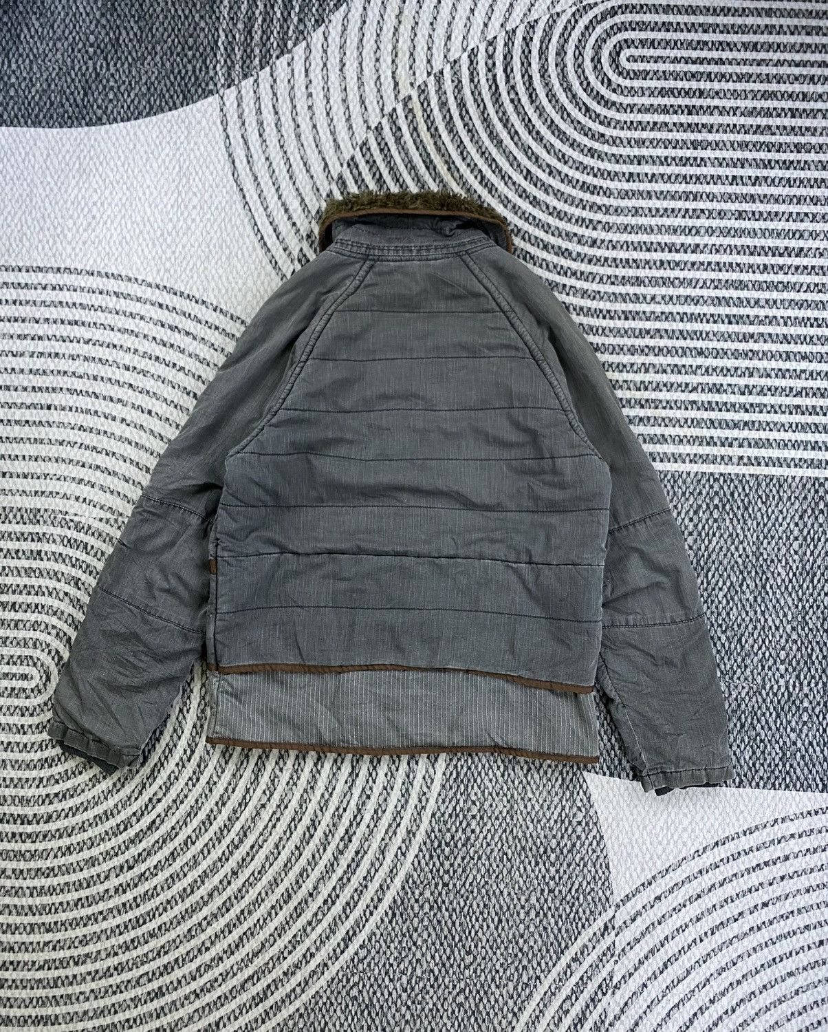 Chevignon Vintage Chevignon Authentic Urban Quilted Zipper Jacket Size US M / EU 48-50 / 2 - 2 Thumbnail