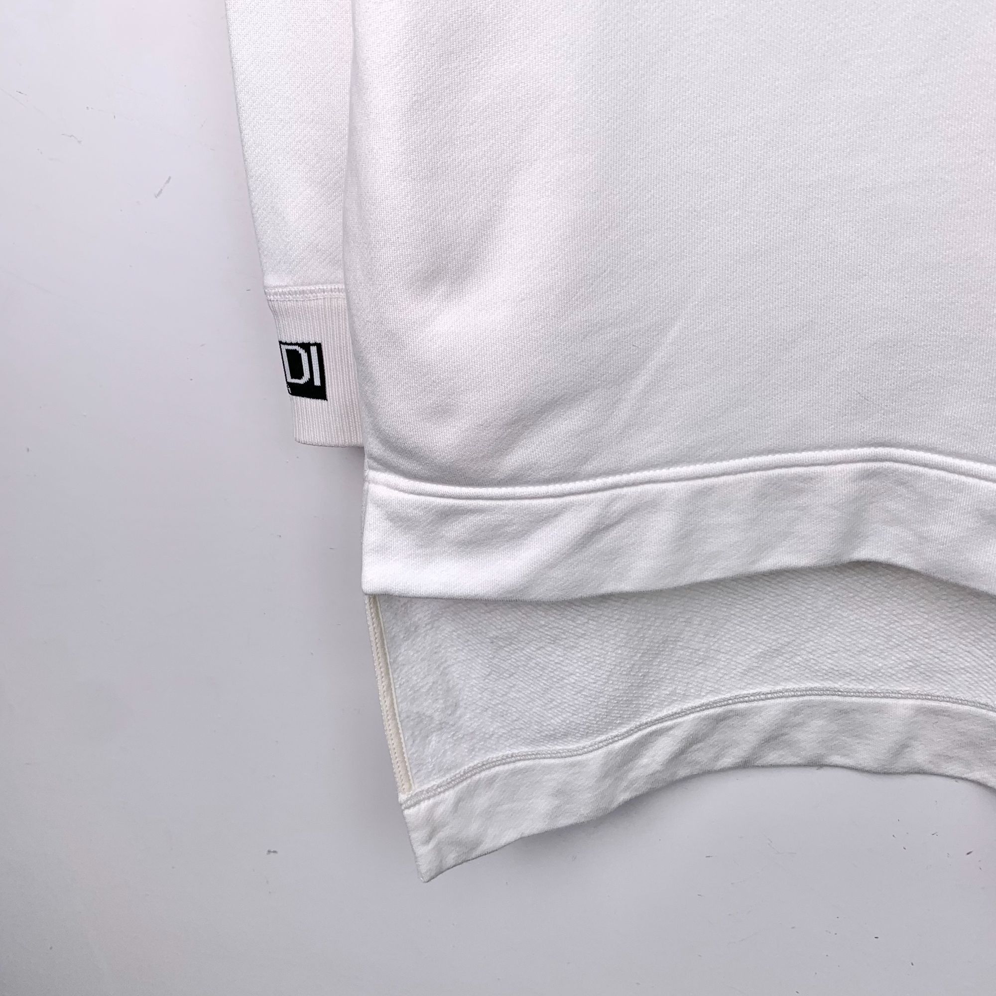Fendi Fendi White Logo Beaded Embroidery Hooded Sweatshirt Long-Sl Size M / US 6-8 / IT 42-44 - 5 Thumbnail