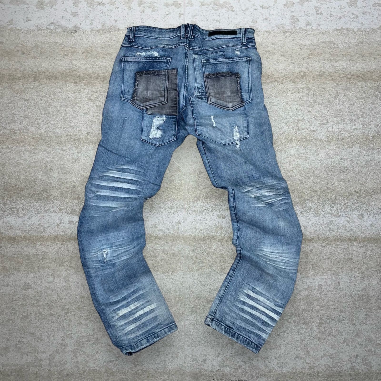 Vintage Vintage Y2K Taker Skater Jeans 34x32 Skinny Fit Light Wash Size US 34 / EU 50 - 1 Thumbnail