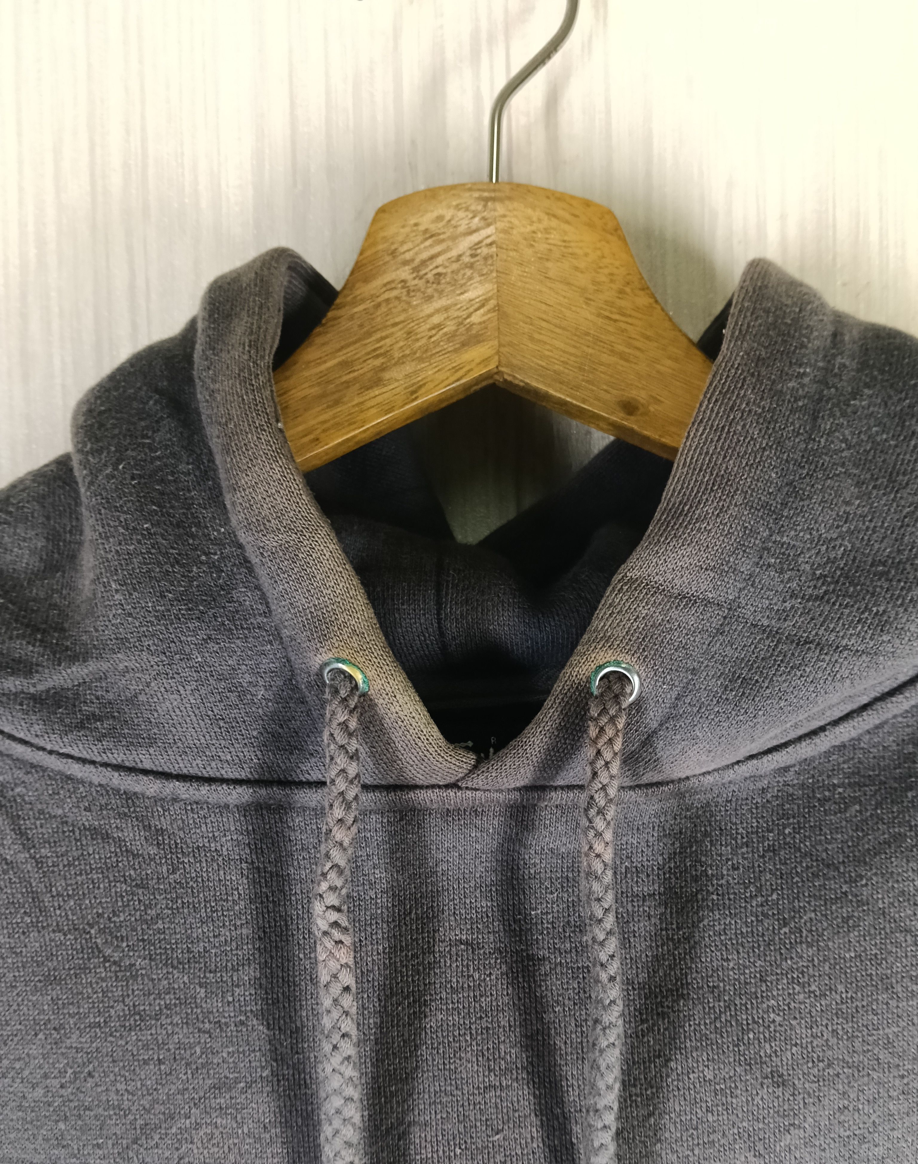 Stussy Rare Vintage 90s Stussy Tribal International Skulls Hoodie Size US L / EU 52-54 / 3 - 11 Thumbnail