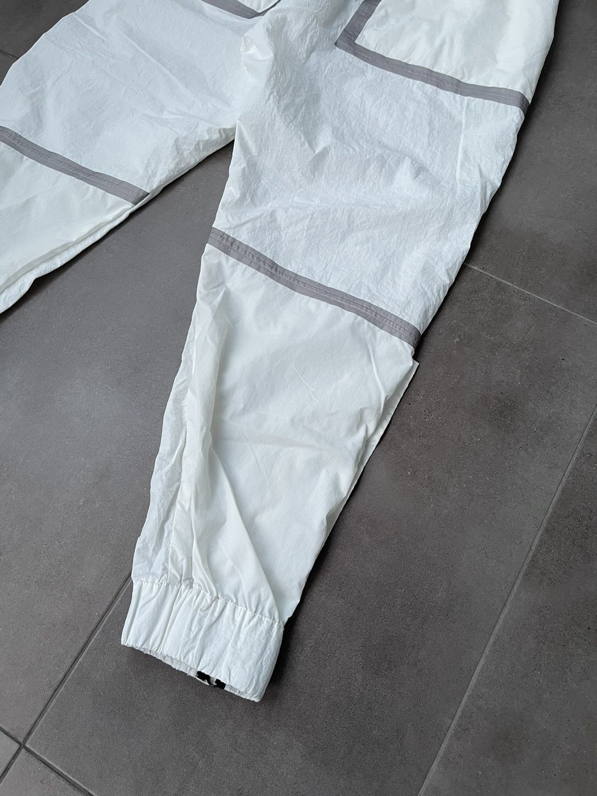 Tobias Birk Nielsen !DS! SS23 Iso Poetism Tobias Birk Nielsen White Nylon Pants Size US 34 / EU 50 - 15 Thumbnail