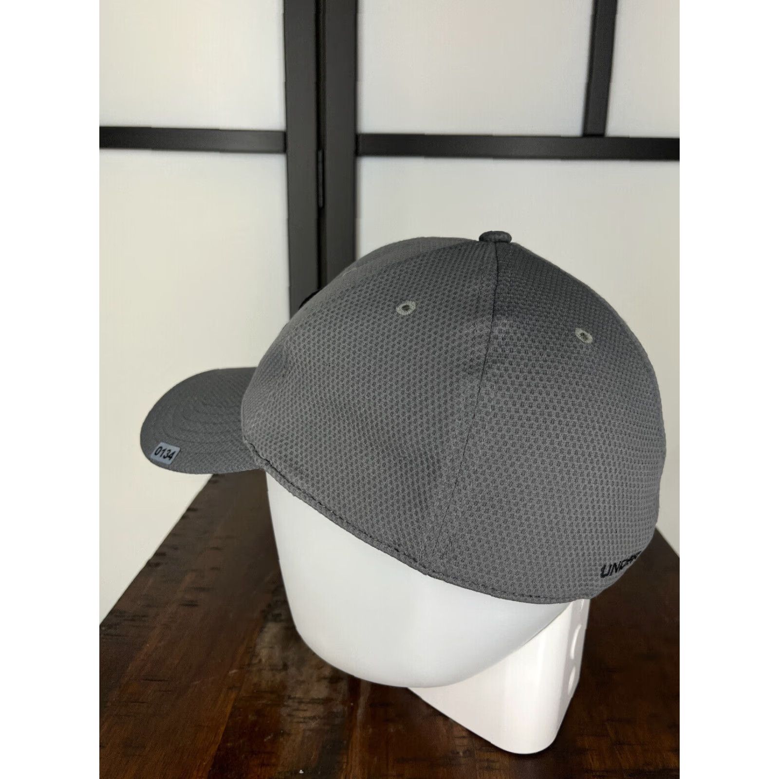 Under Armour Under Armour Hat Cap Fitted XL Gray Polyester Outdoors Camp Hike Men Baseball Cap Adult Black Outdoor Sports Casual Travel Size ONE SIZE - 5 Thumbnail