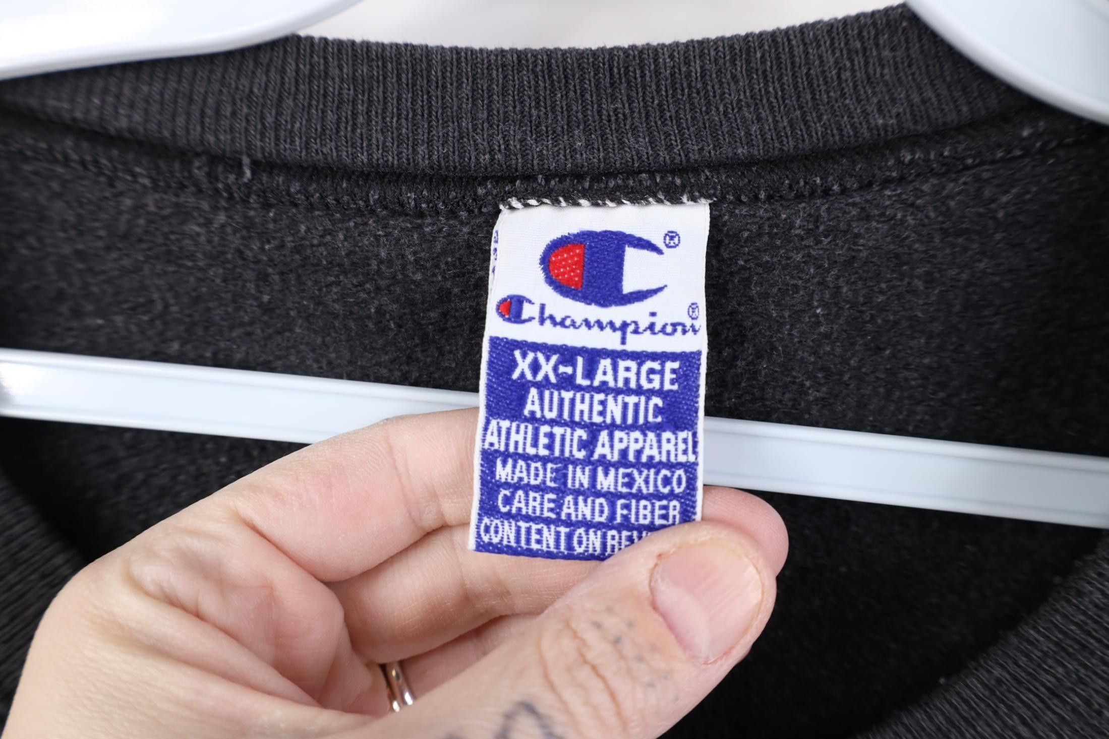 Champion Vintage 90s Champion Spell Out Crewneck Sweatshirt Black Size US XXL / EU 58 / 5 - 10 Thumbnail