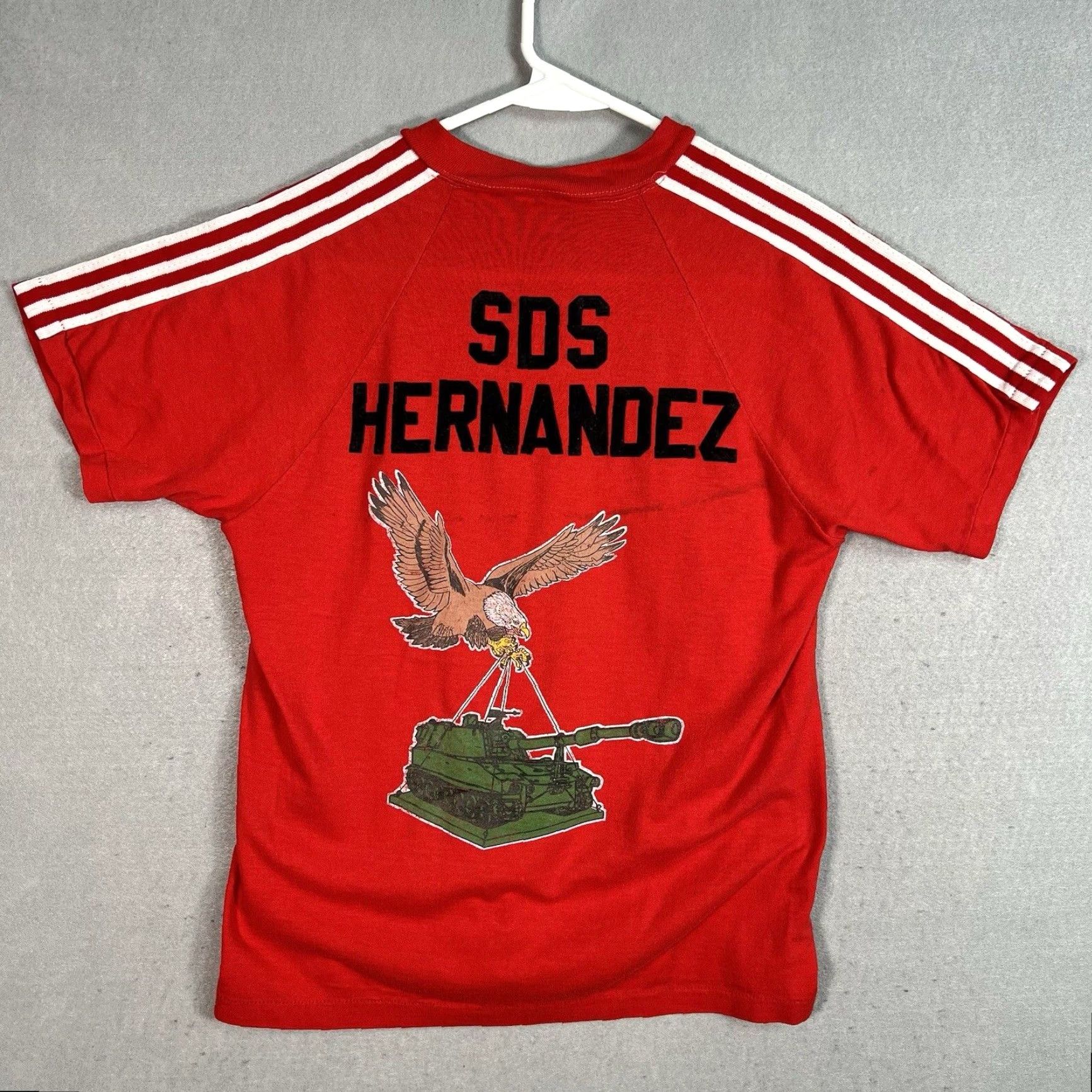 Vintage VINTAGE 1970s Sportswear Eagle "This We'll Defend" Graphic Tank Top Adult Men's Medium Red Cotton Blend Retro Sportswear Beach Worn Size US M / EU 48-50 / 2 - 2 Thumbnail