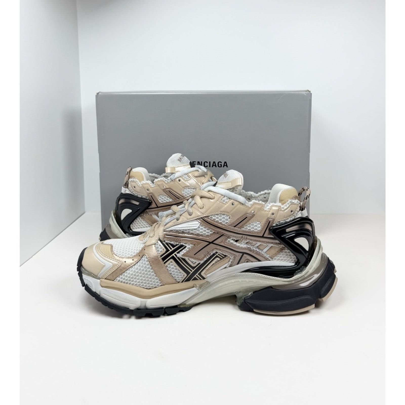 Balenciaga Size 46EU/13US - Balenciaga Runner Beige NEW Size US 13 / EU 46 - 5 Thumbnail