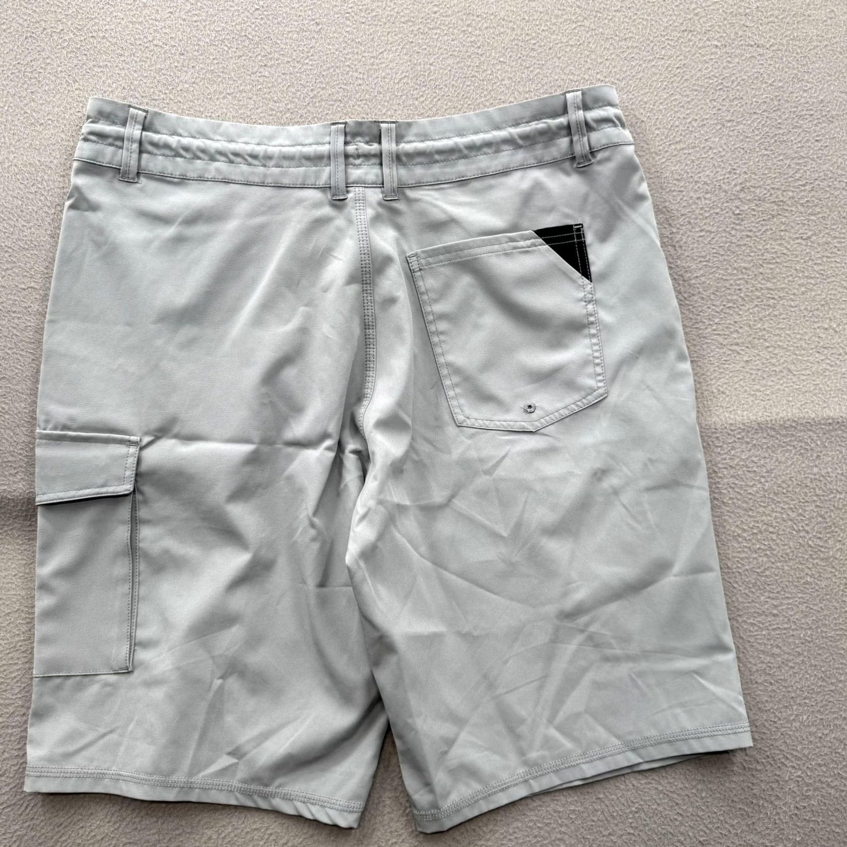 Oakley Oakley Cargo Shorts Mens 34 Gray Stretch Polyester Spandex Drawstring 11 Inseam Size US 34 / EU 50 - 2 Thumbnail